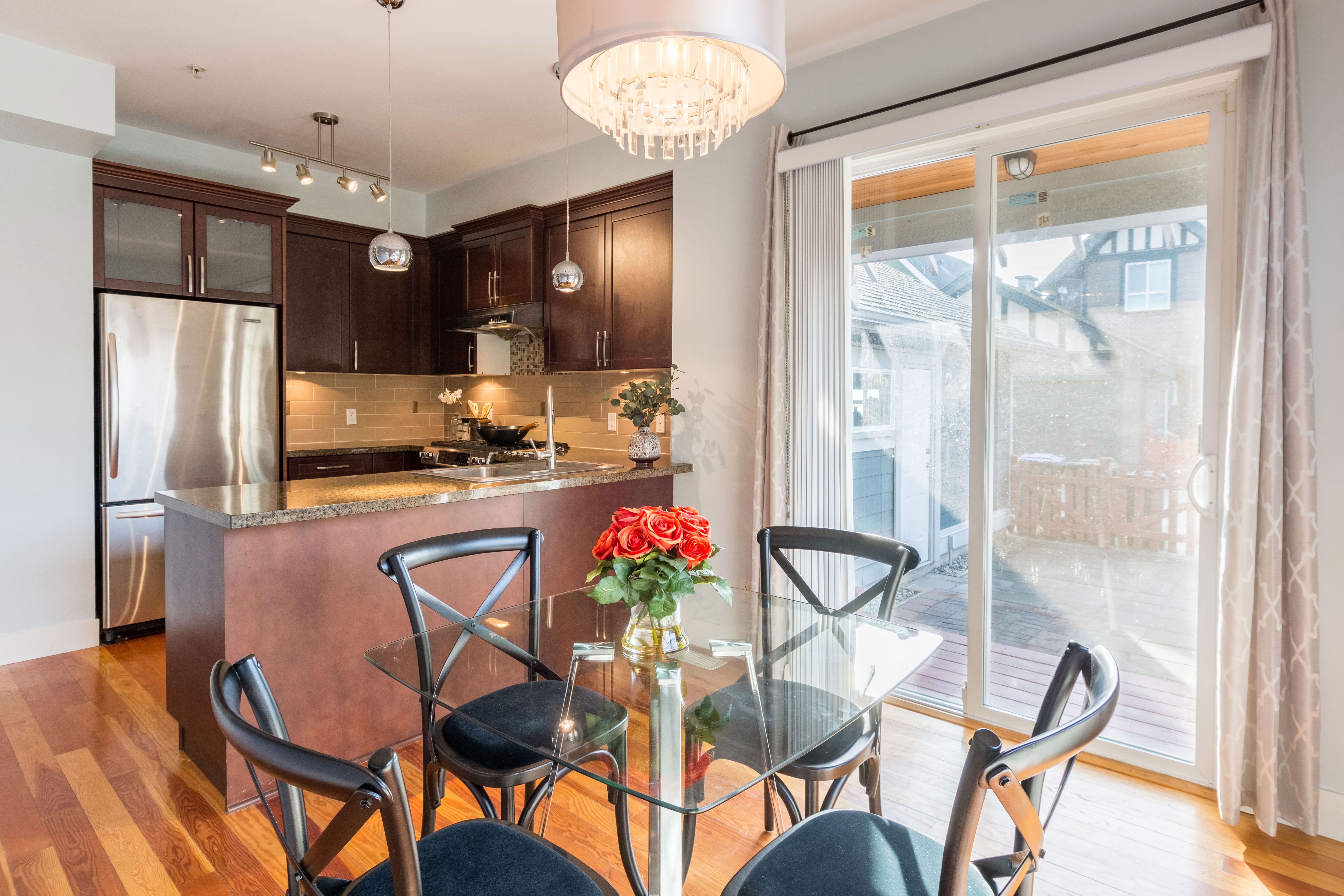 250 Furness Street, New Westminster 8
