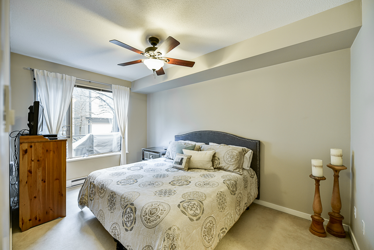 32 9229 University Crescent, Burnaby, V5A 4Z2 12