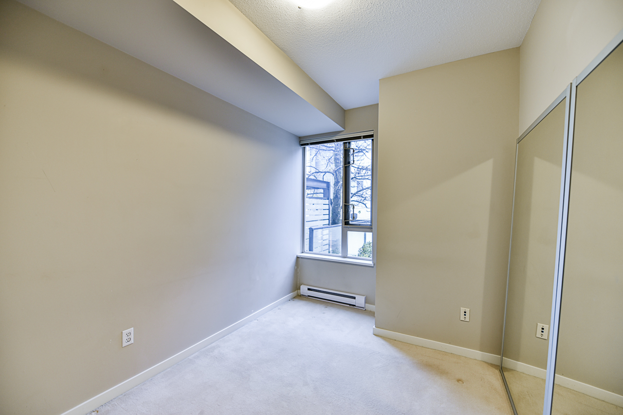 32 9229 University Crescent, Burnaby, V5A 4Z2 15