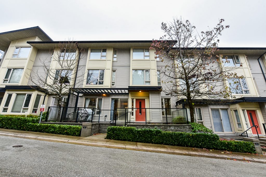 32 9229 University Crescent, Burnaby