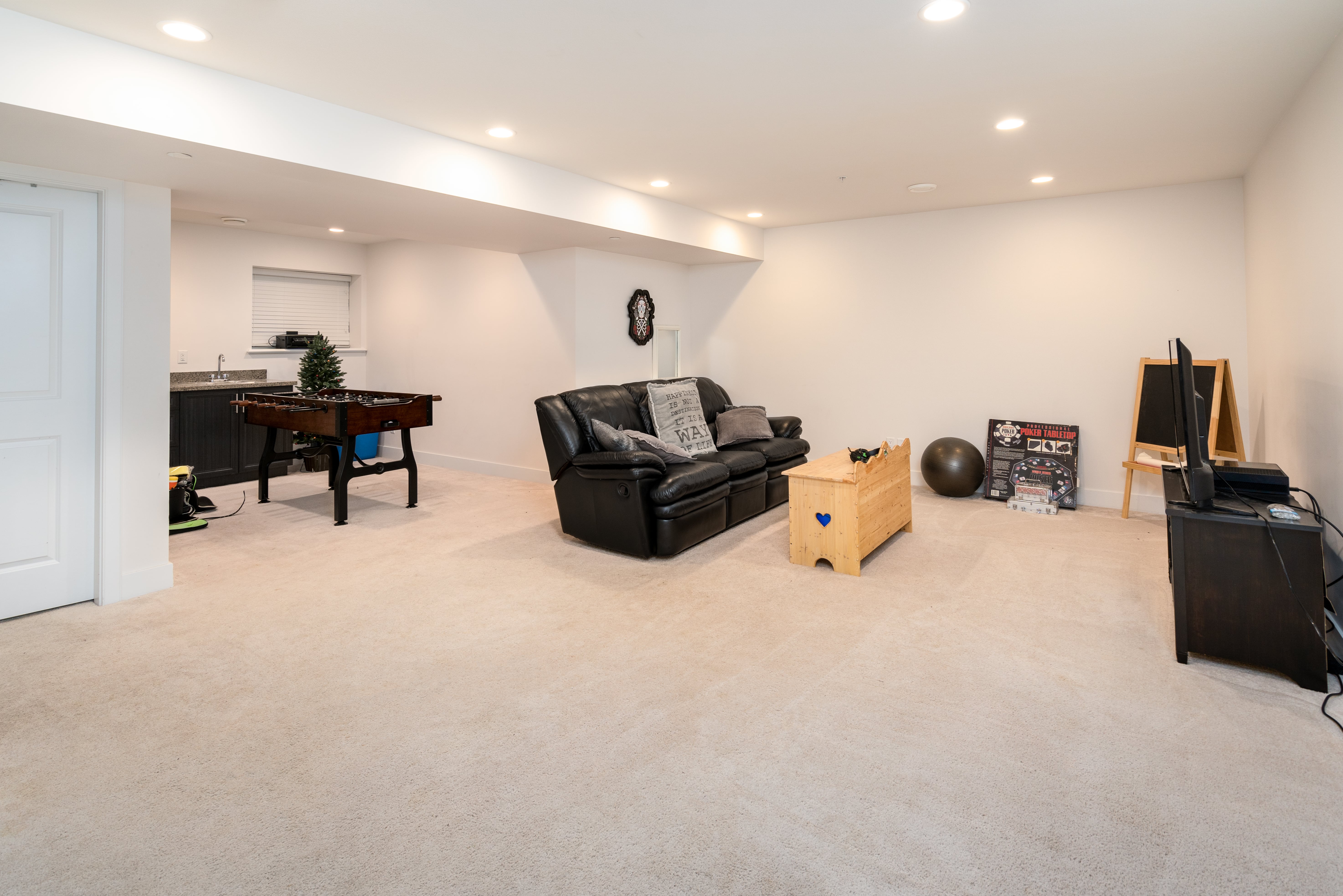10512 McEachern Street, Maple Ridge 3