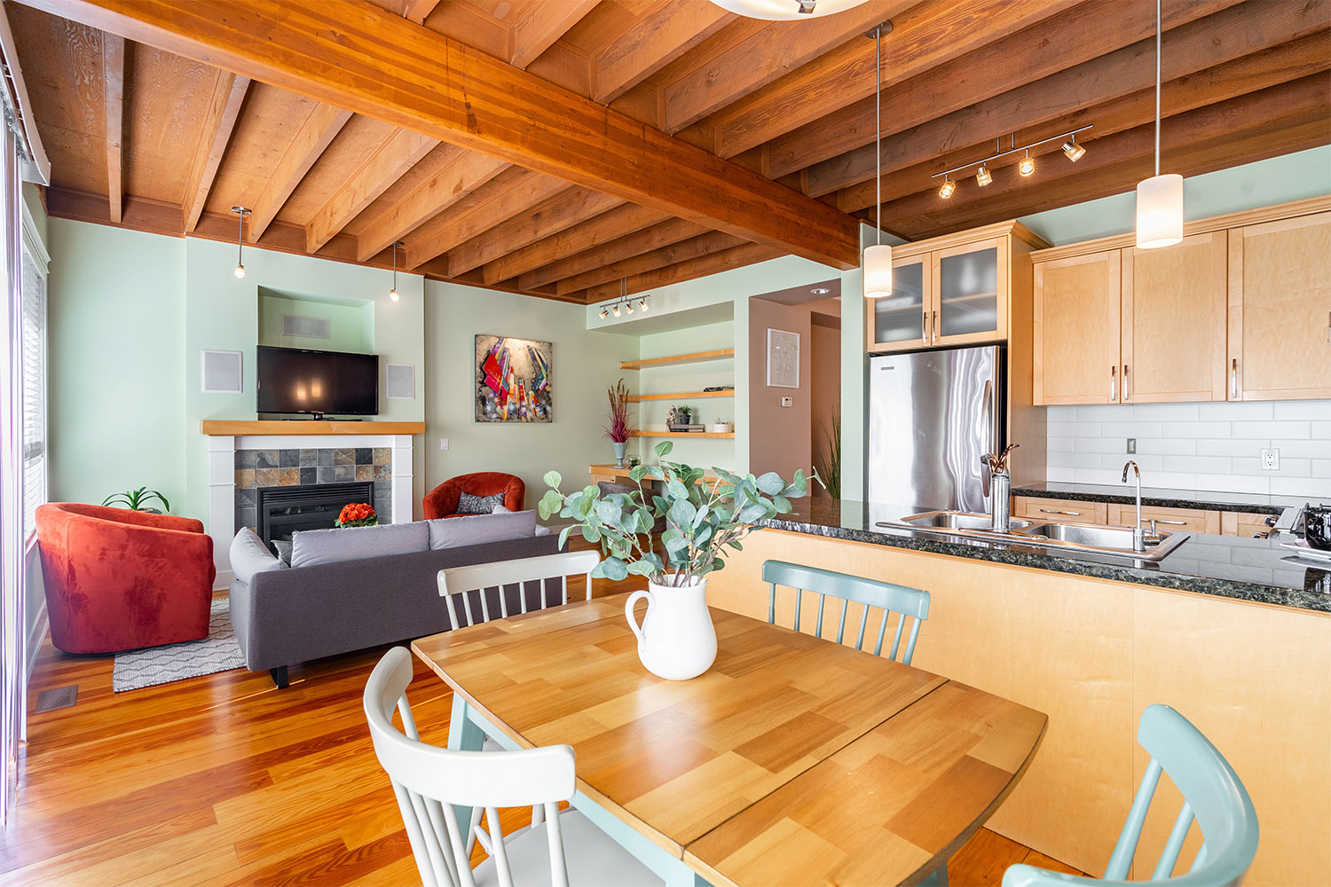 238 Furness Street, New Westminster 29