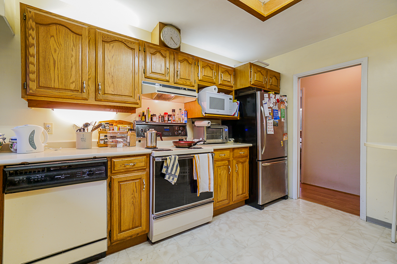 2168 176 Street, Surrey 5