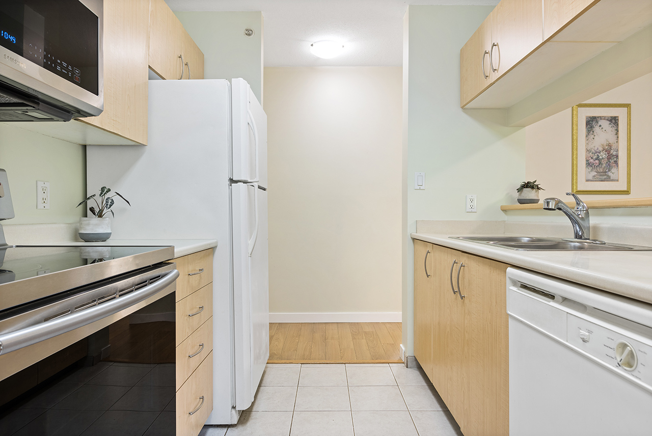 102 3588 Crowley Dr, Vancouver 7