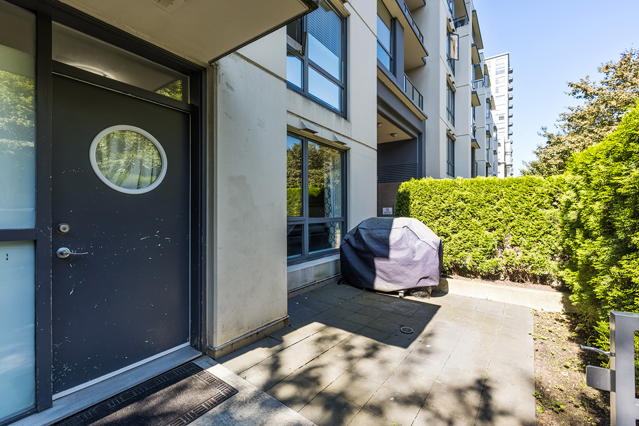102 3588 Crowley Dr, Vancouver 13