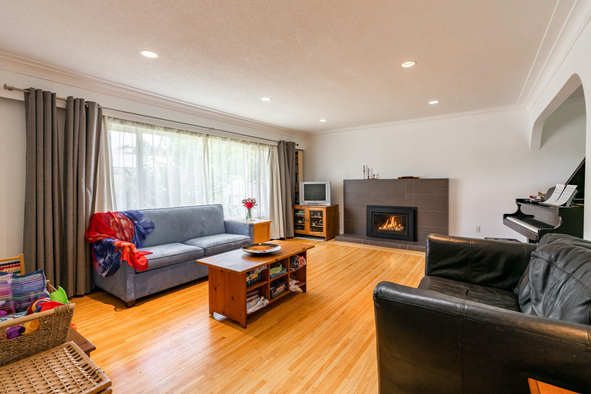5555 Oben St, Vancouver 2