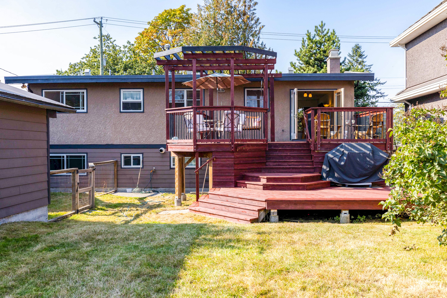8742 ARMSTRONG AVE 21