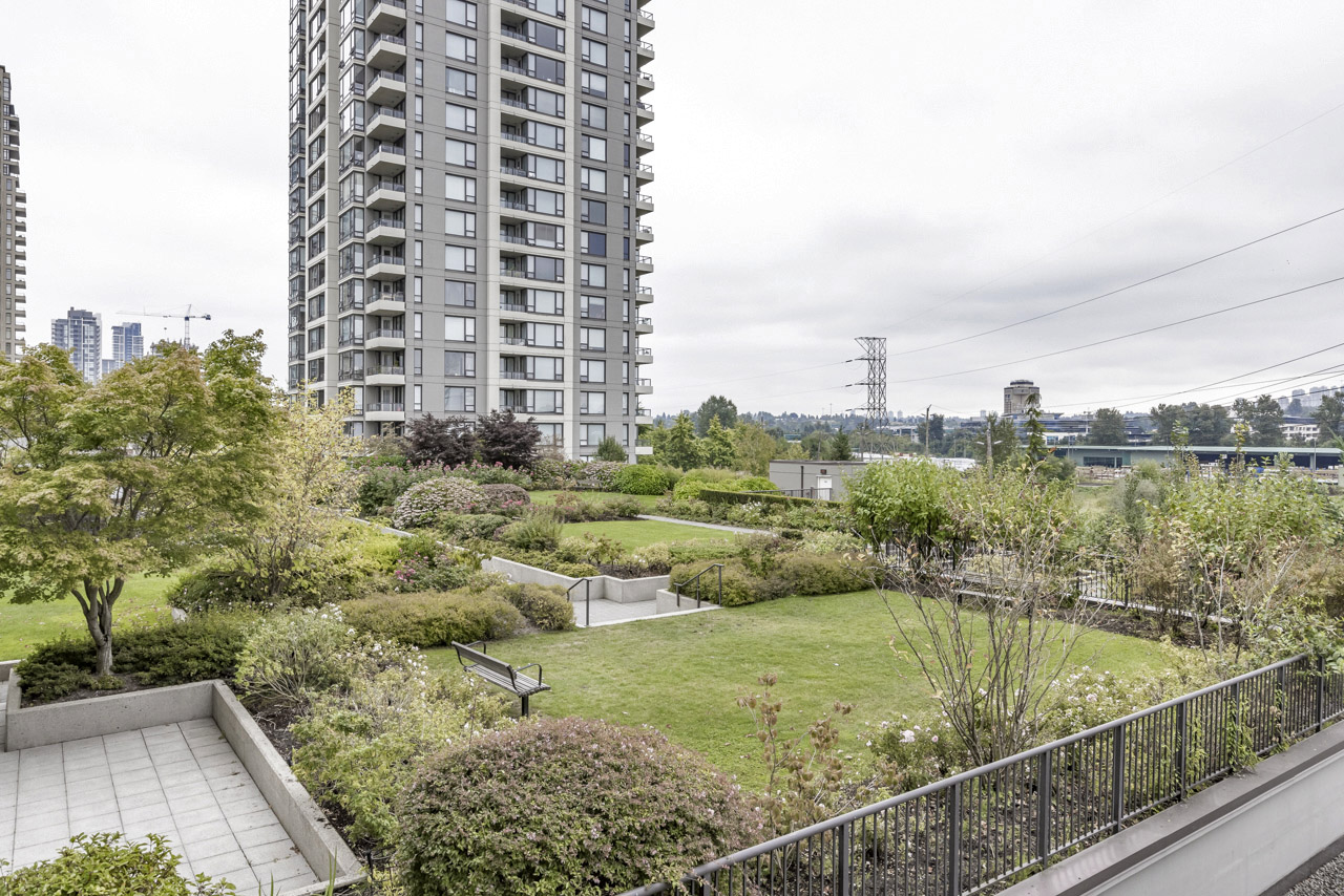 407 4118 Dawson St, Burnaby 11