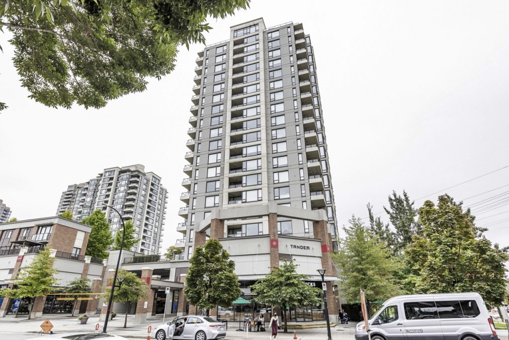 407 4118 Dawson St, Burnaby