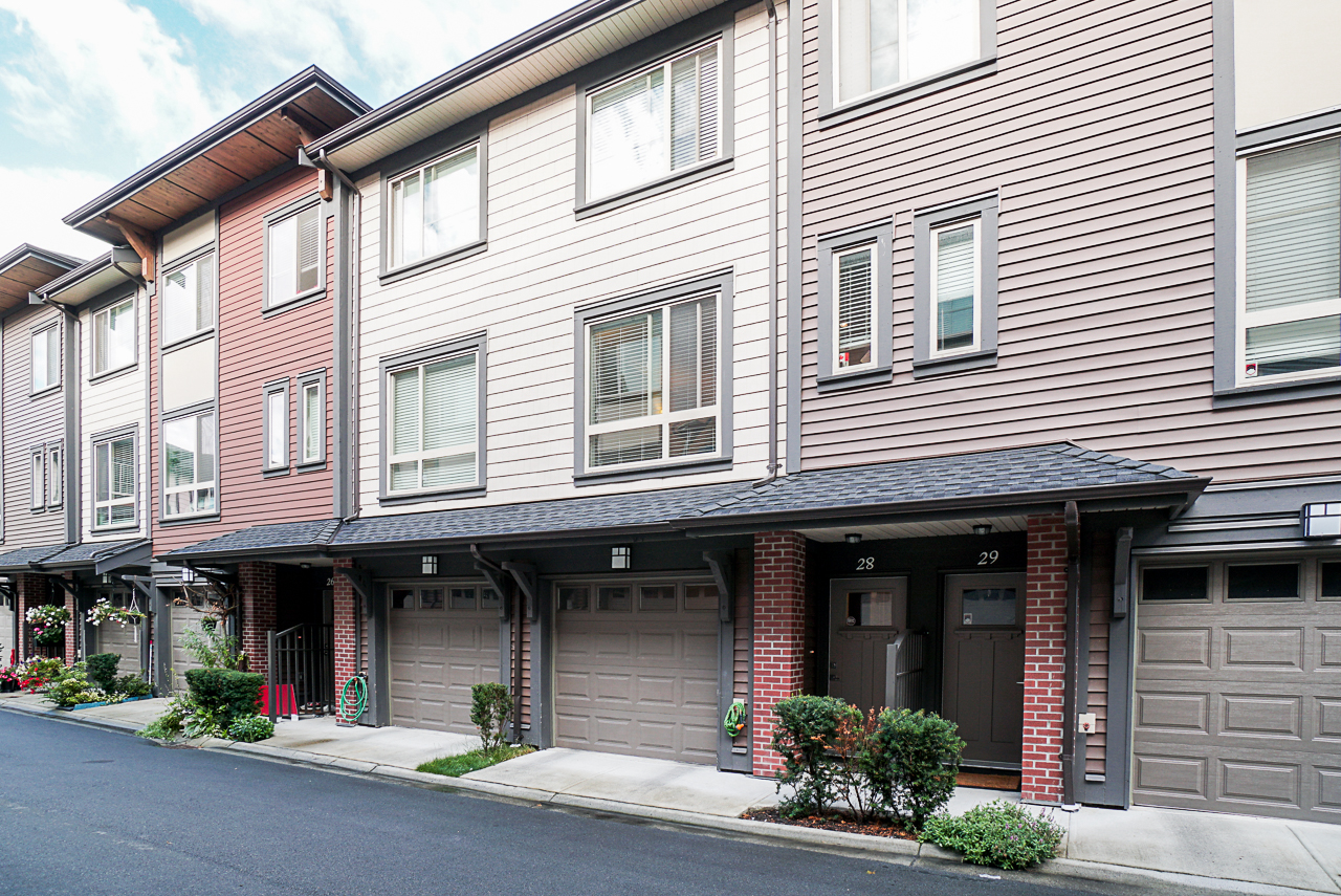 28 16127 87 Ave, Surrey 18