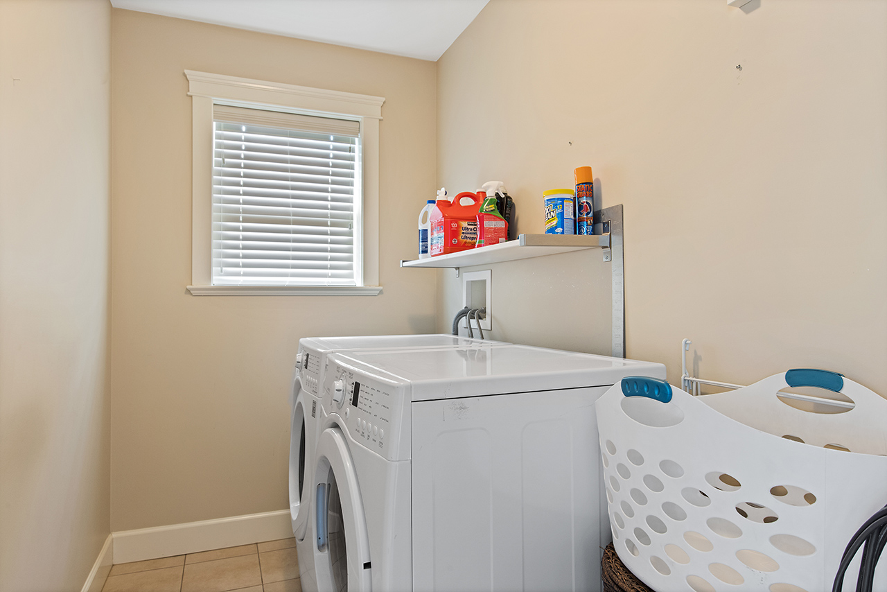 11226 236 St, Maple Ridge 20