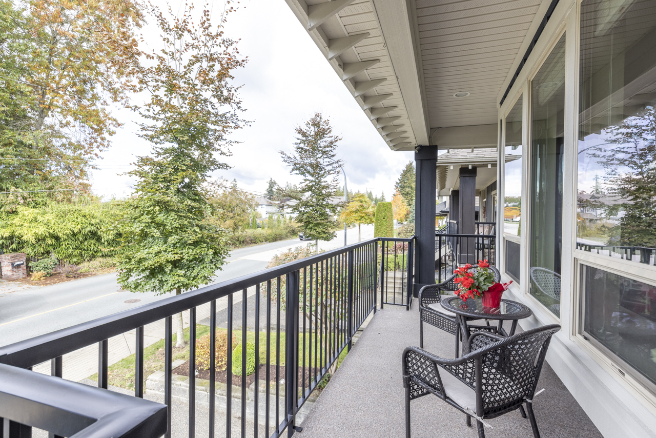 11226 236 St, Maple Ridge 2