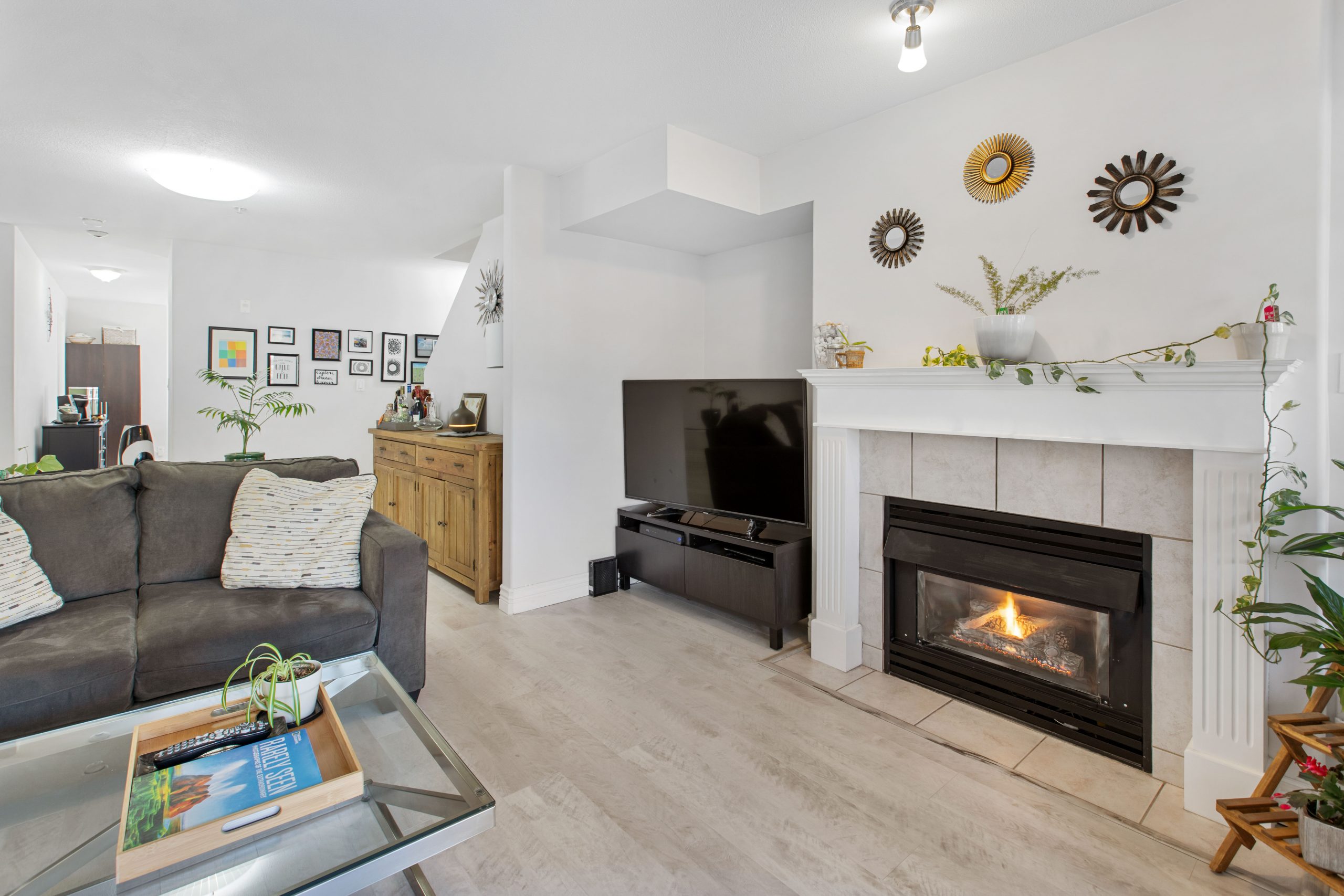 25 220 Tenth St, New Westminster 6