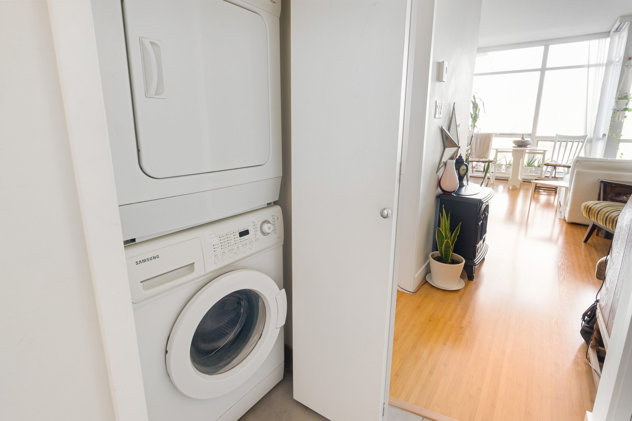 1501 13399 104 AVE, Surrey 10