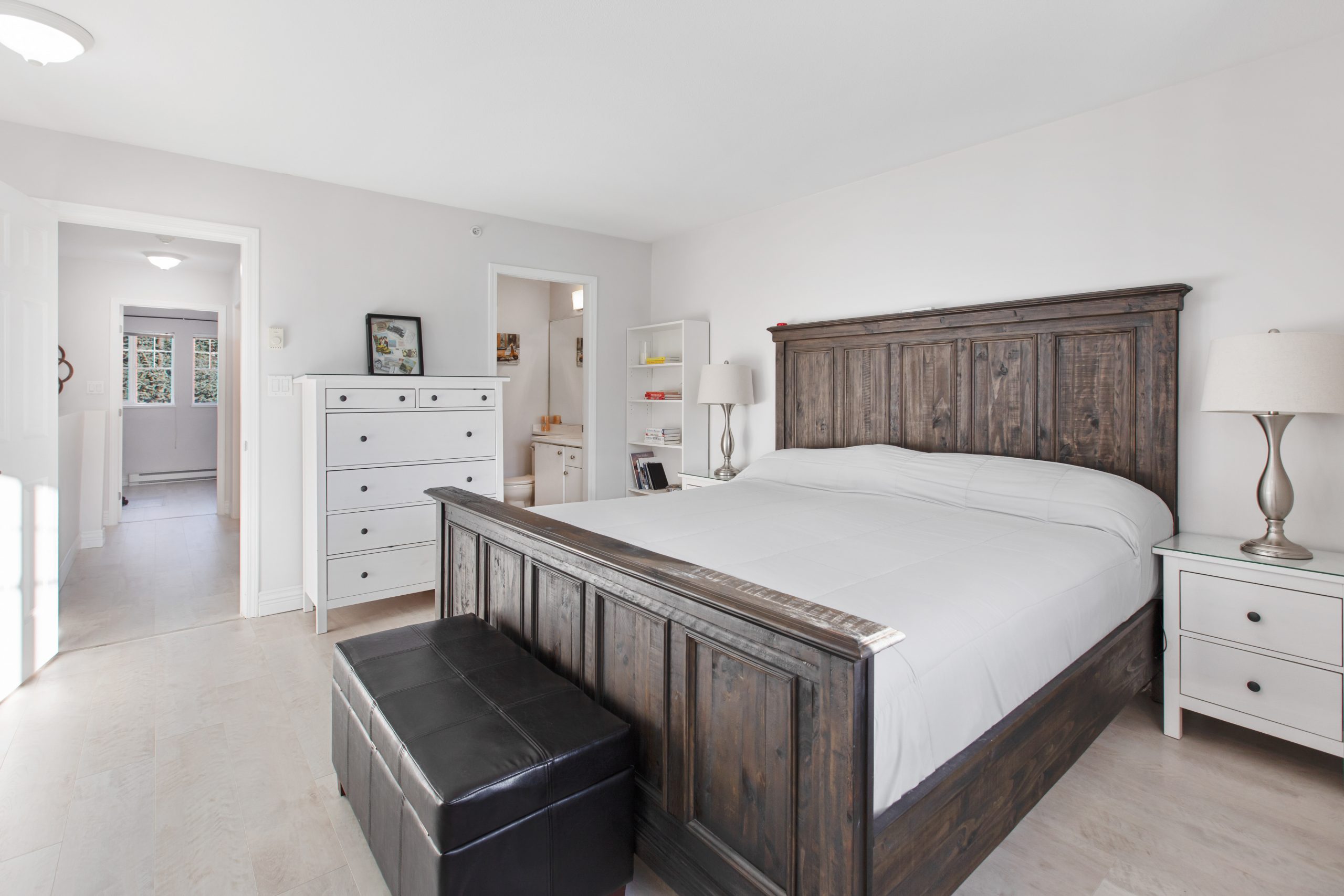 25 220 Tenth St, New Westminster 18