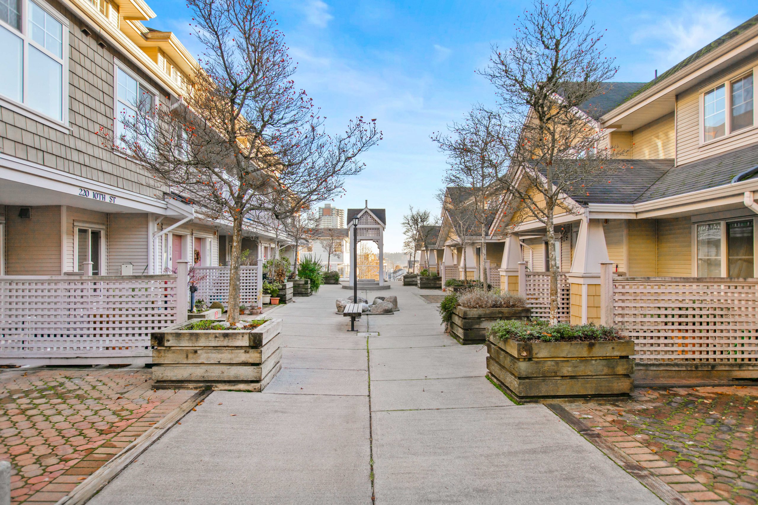 25 220 Tenth St, New Westminster 3