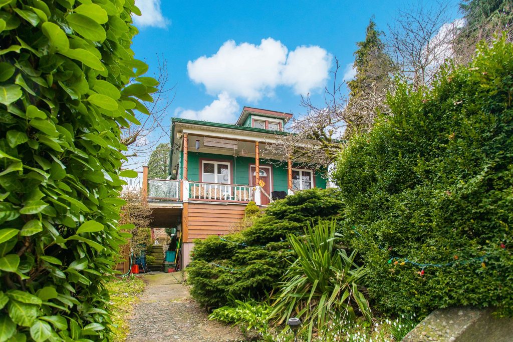 401 Garrett St, New Westminster