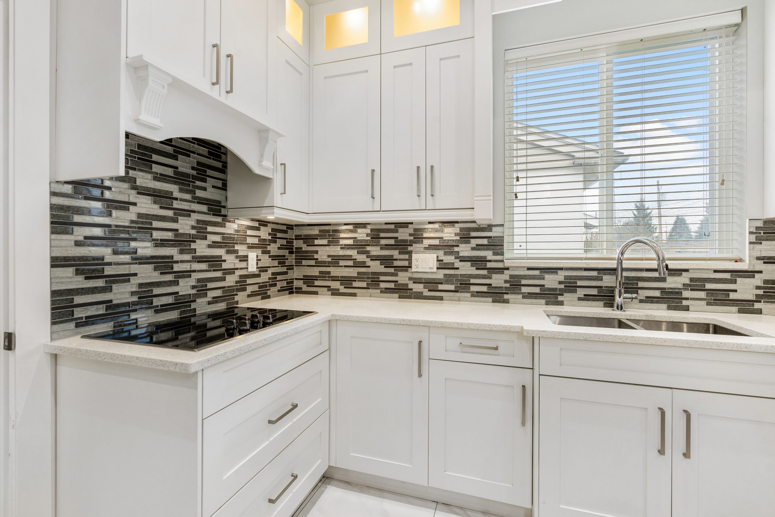 934 Chilliwack St, New Westminster 9