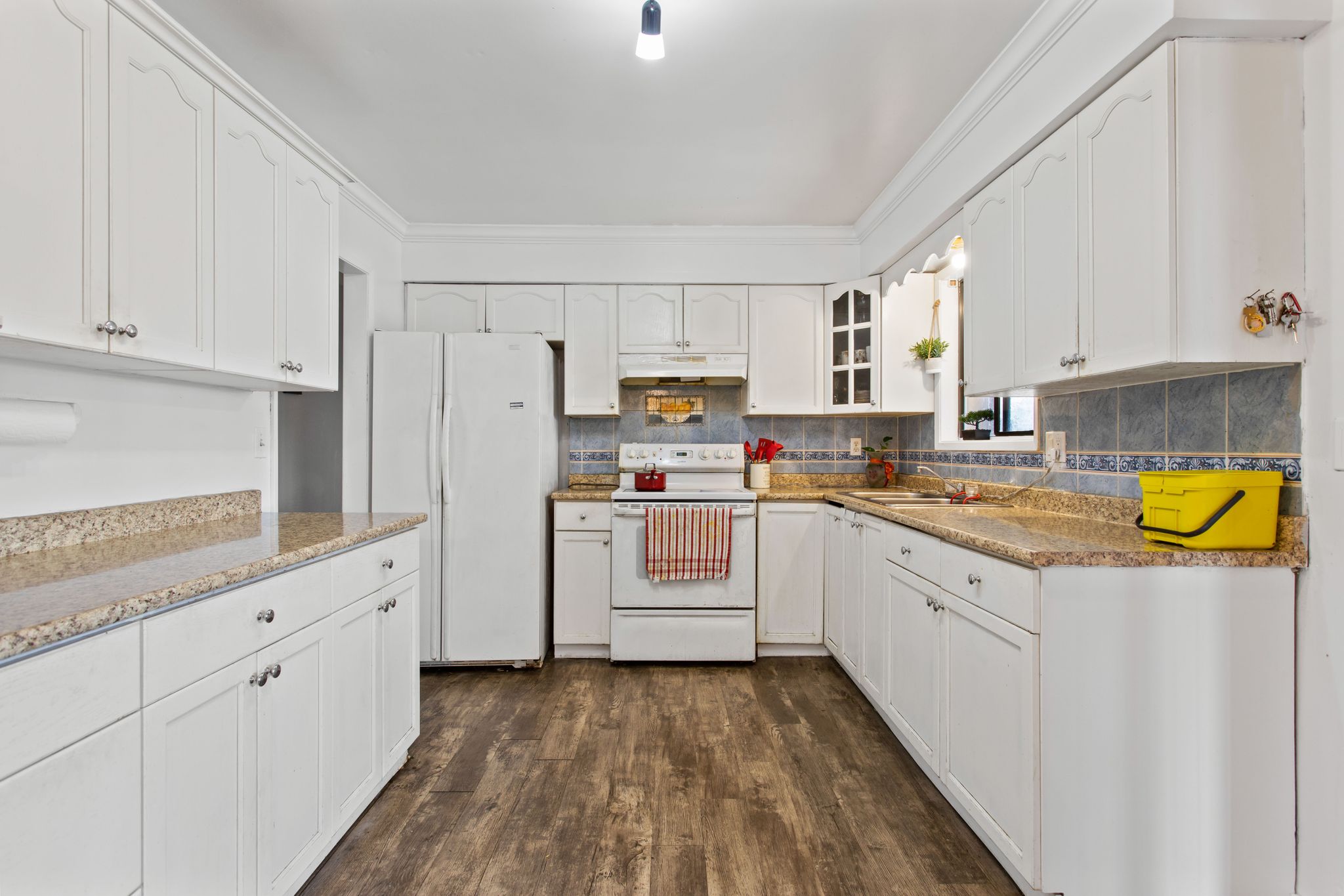 9042 PRINCE CHARLES BLVD, Surrey 10