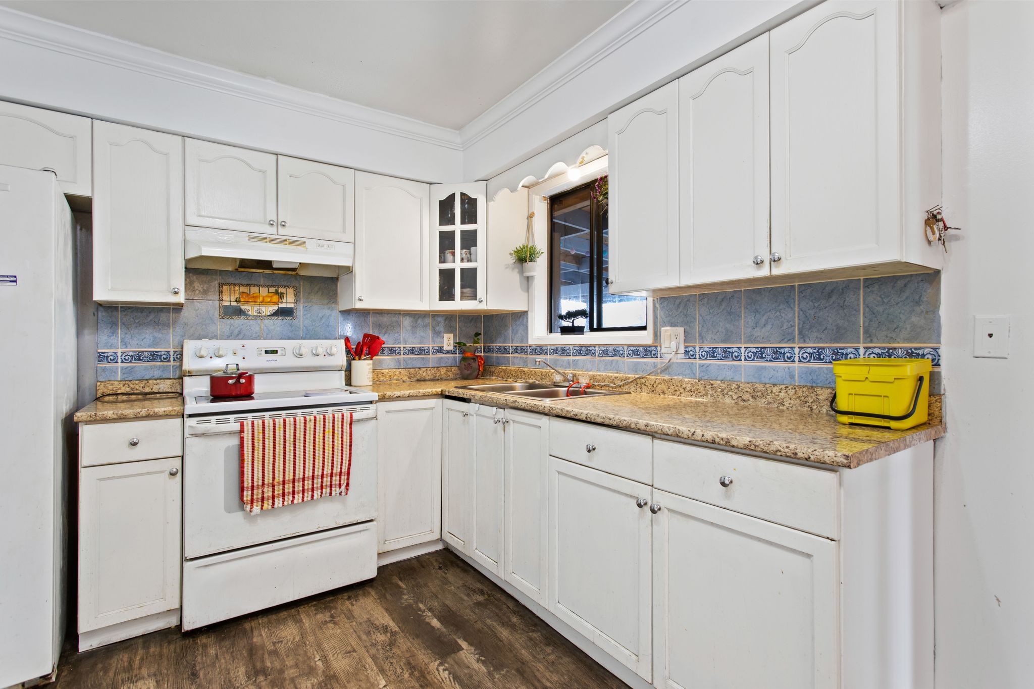 9042 PRINCE CHARLES BLVD, Surrey 9