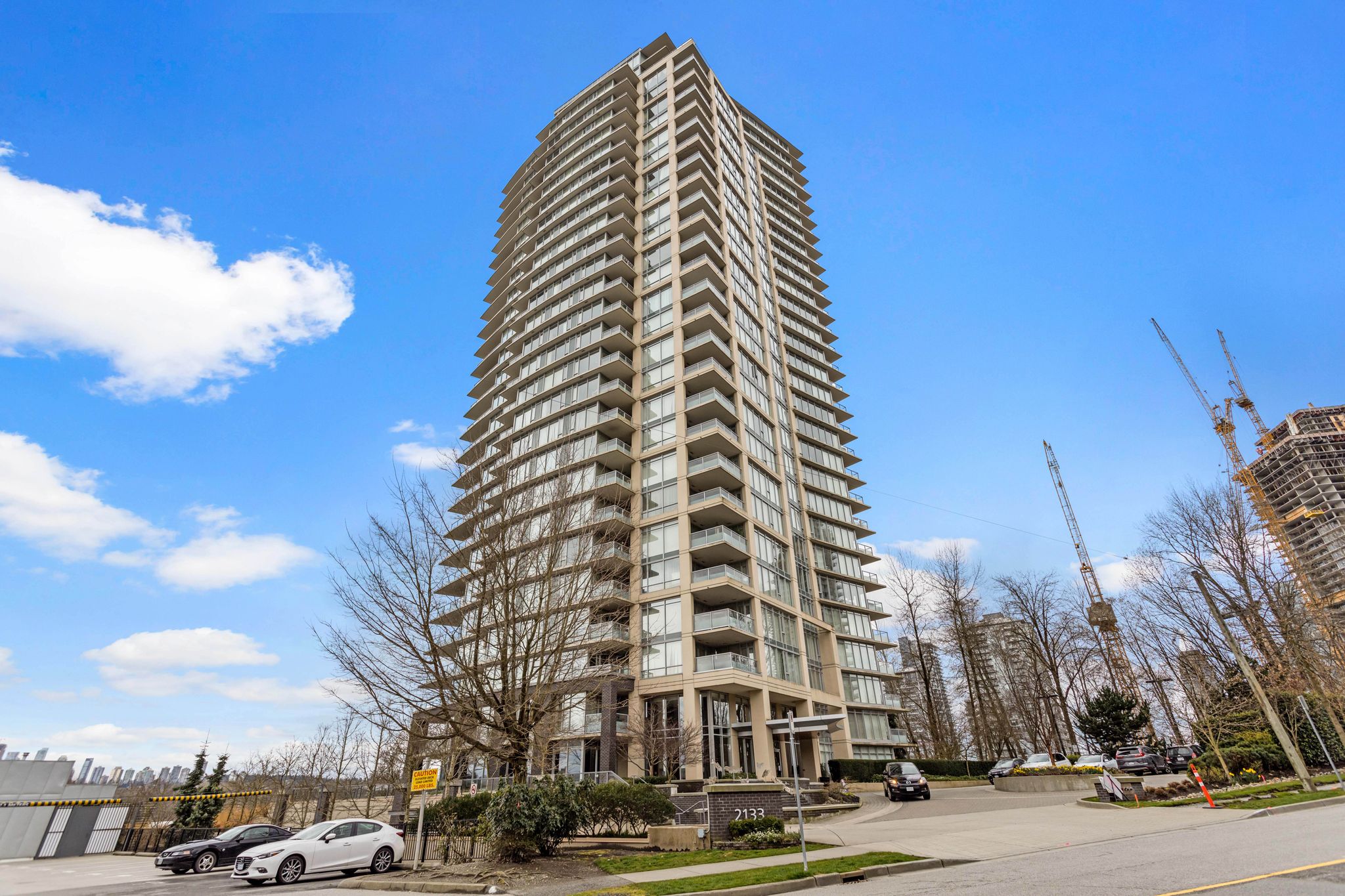 2107 2133 Douglas Rd, Burnaby 4