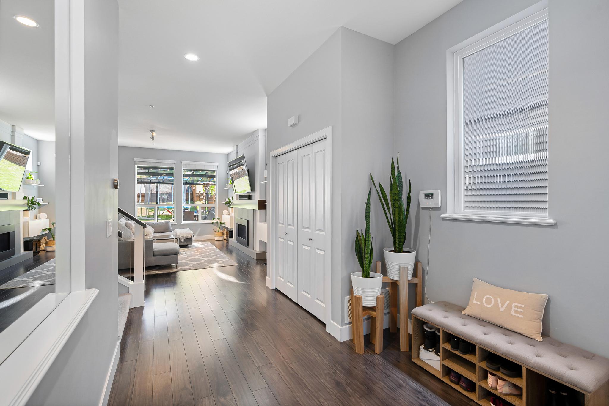 10468 McEachern St, Maple Ridge 5