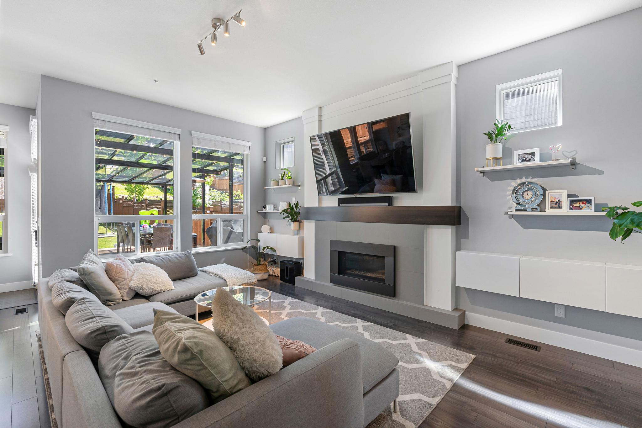 10468 McEachern St, Maple Ridge 8
