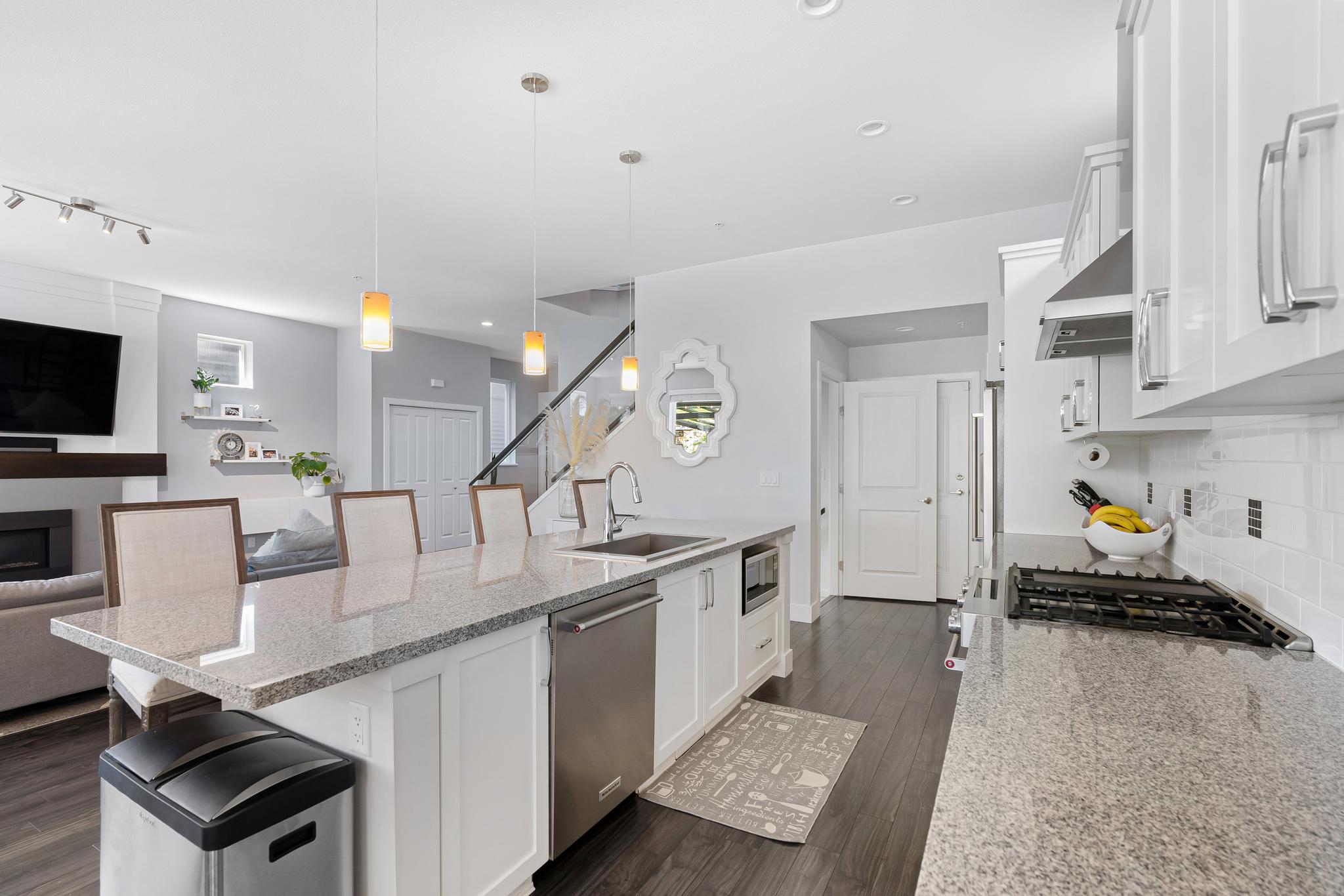 10468 McEachern St, Maple Ridge 10