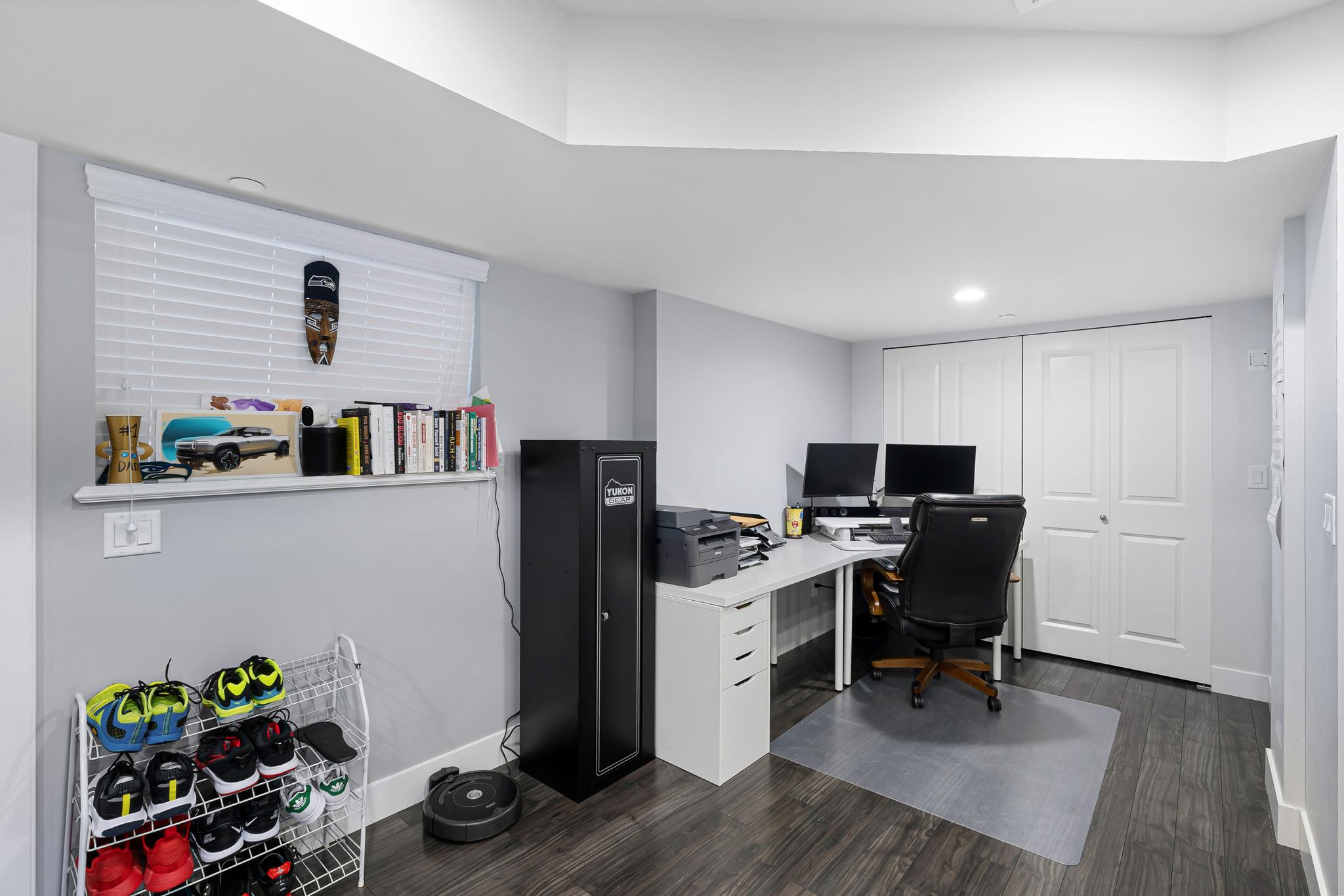 10468 McEachern St, Maple Ridge 24