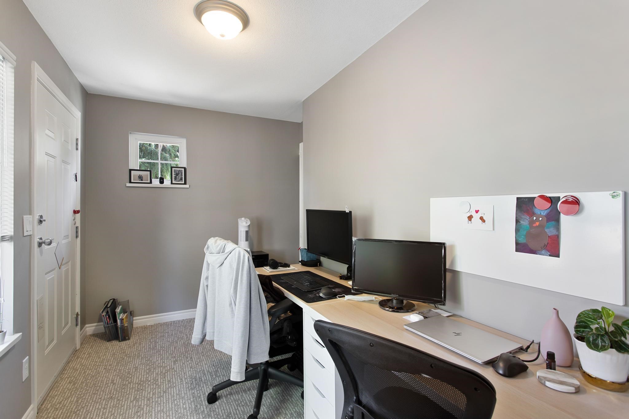 33 14453 72 AVENUE, Surrey 18