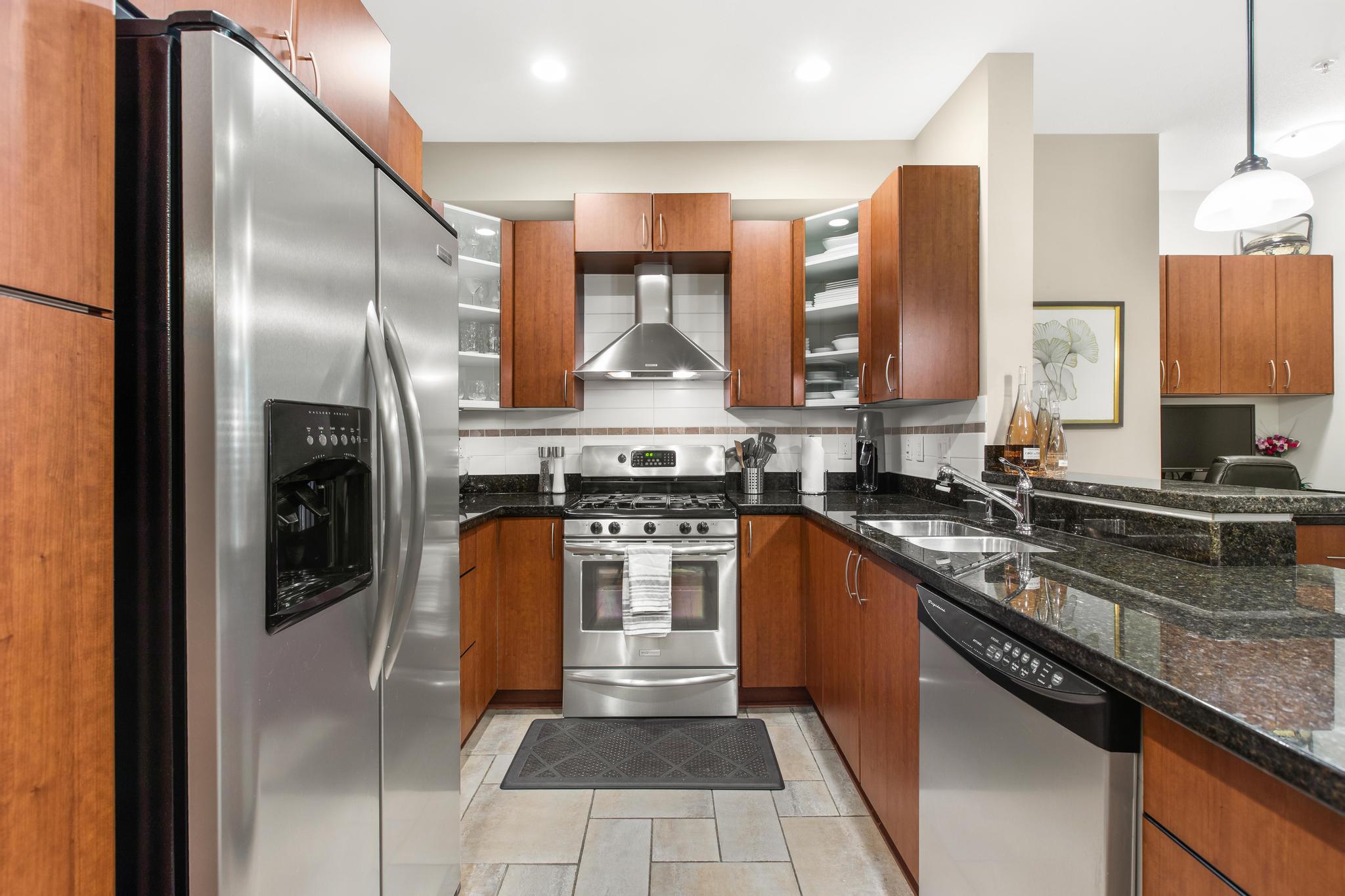 105 976 ADAIR AVE, Coquitlam 12