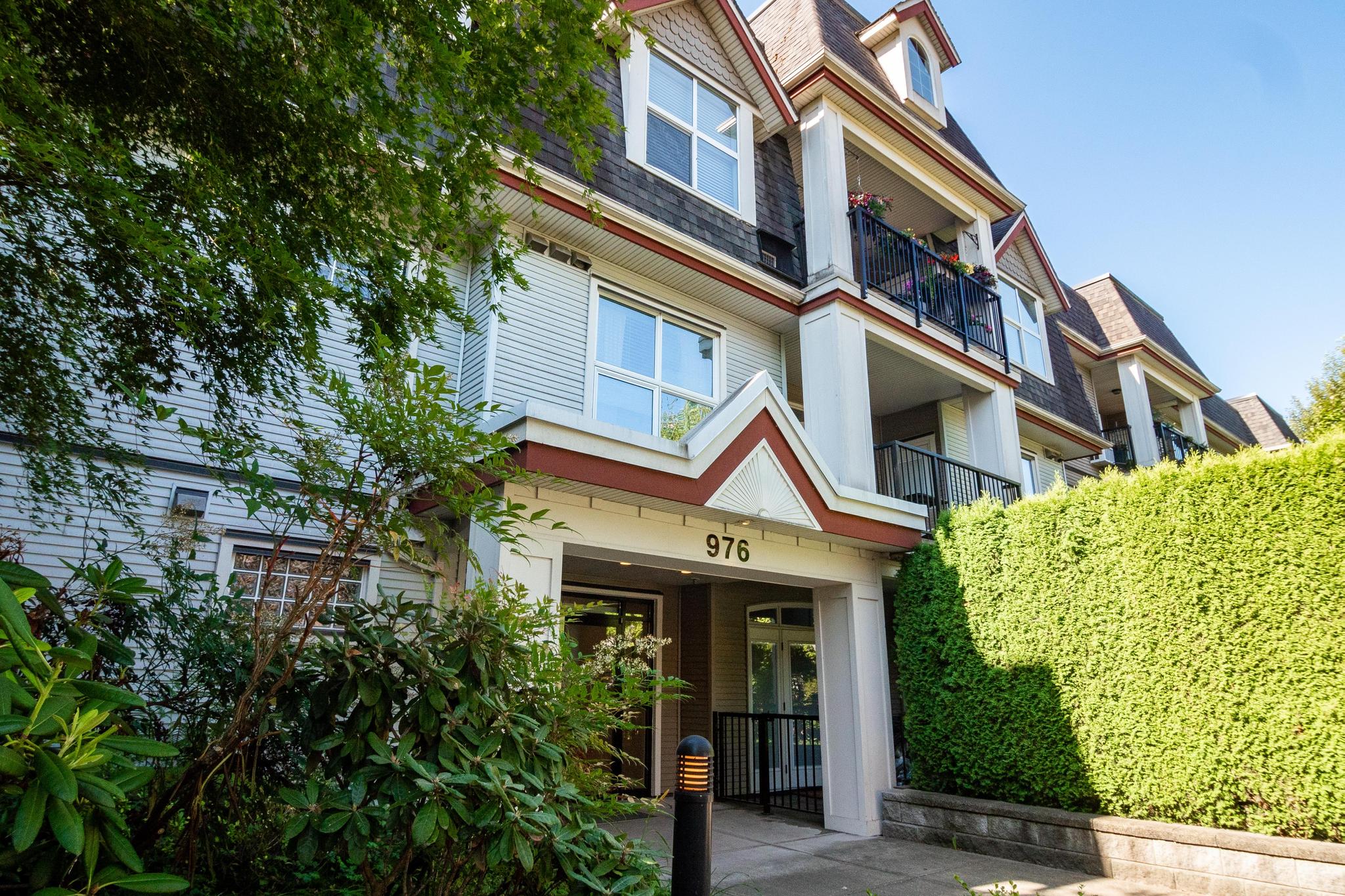 105 976 ADAIR AVE, Coquitlam 3