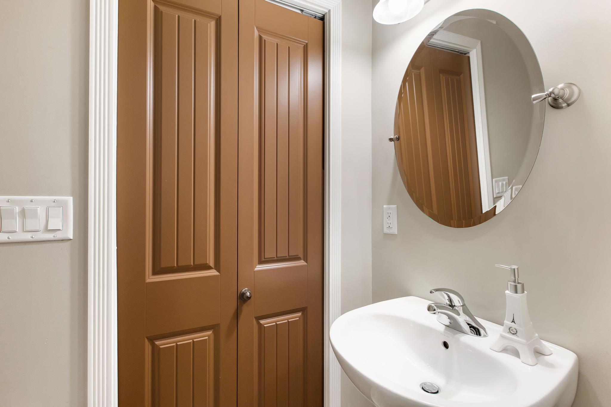 105 976 ADAIR AVE, Coquitlam 26