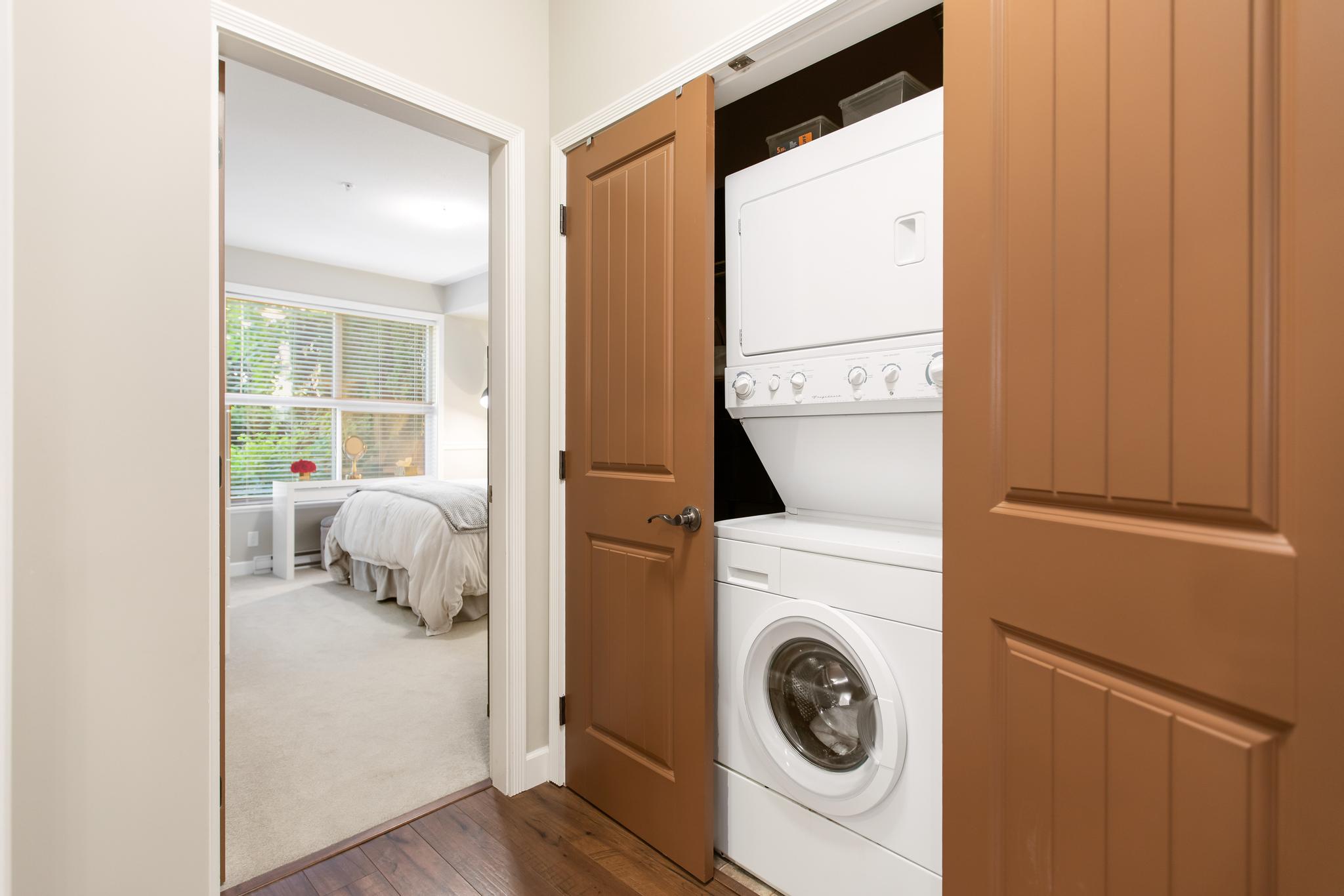 105 976 ADAIR AVE, Coquitlam 27