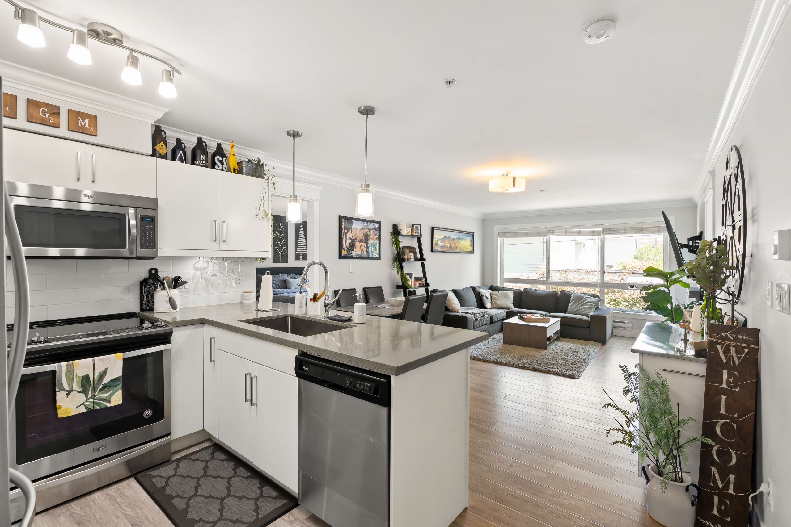208 2268 SHAUGHNESSY ST, Port Coquitlam 4