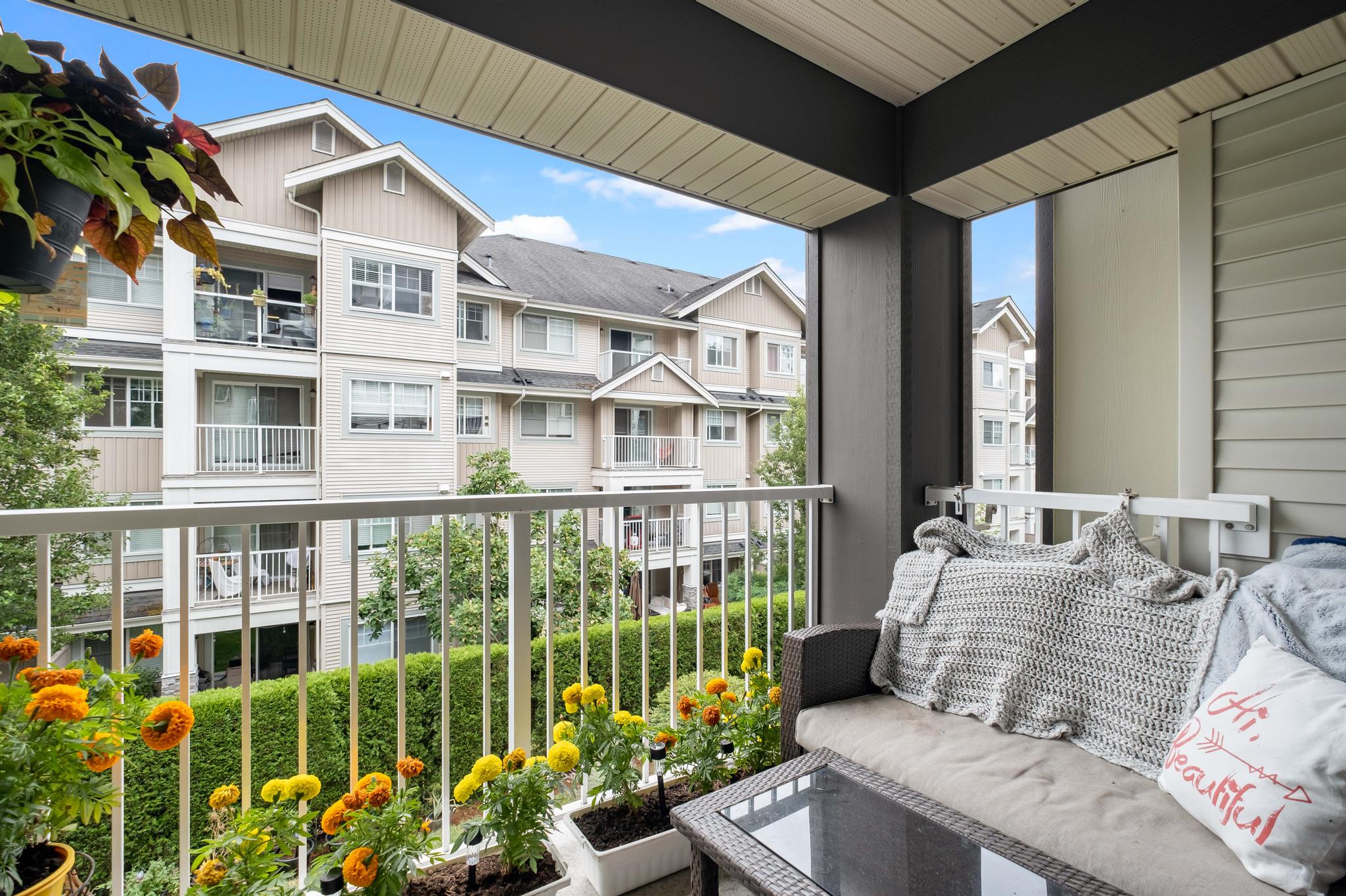 205 19340 65 AVENUE, Cloverdale, Clayton 24