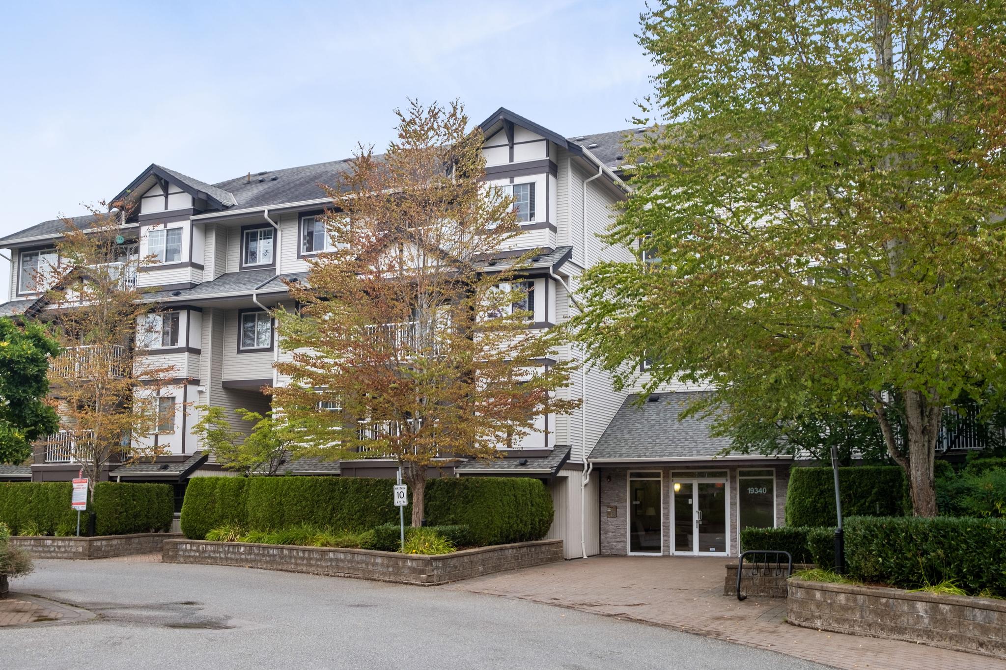 205 19340 65 AVENUE, Cloverdale, Clayton 4