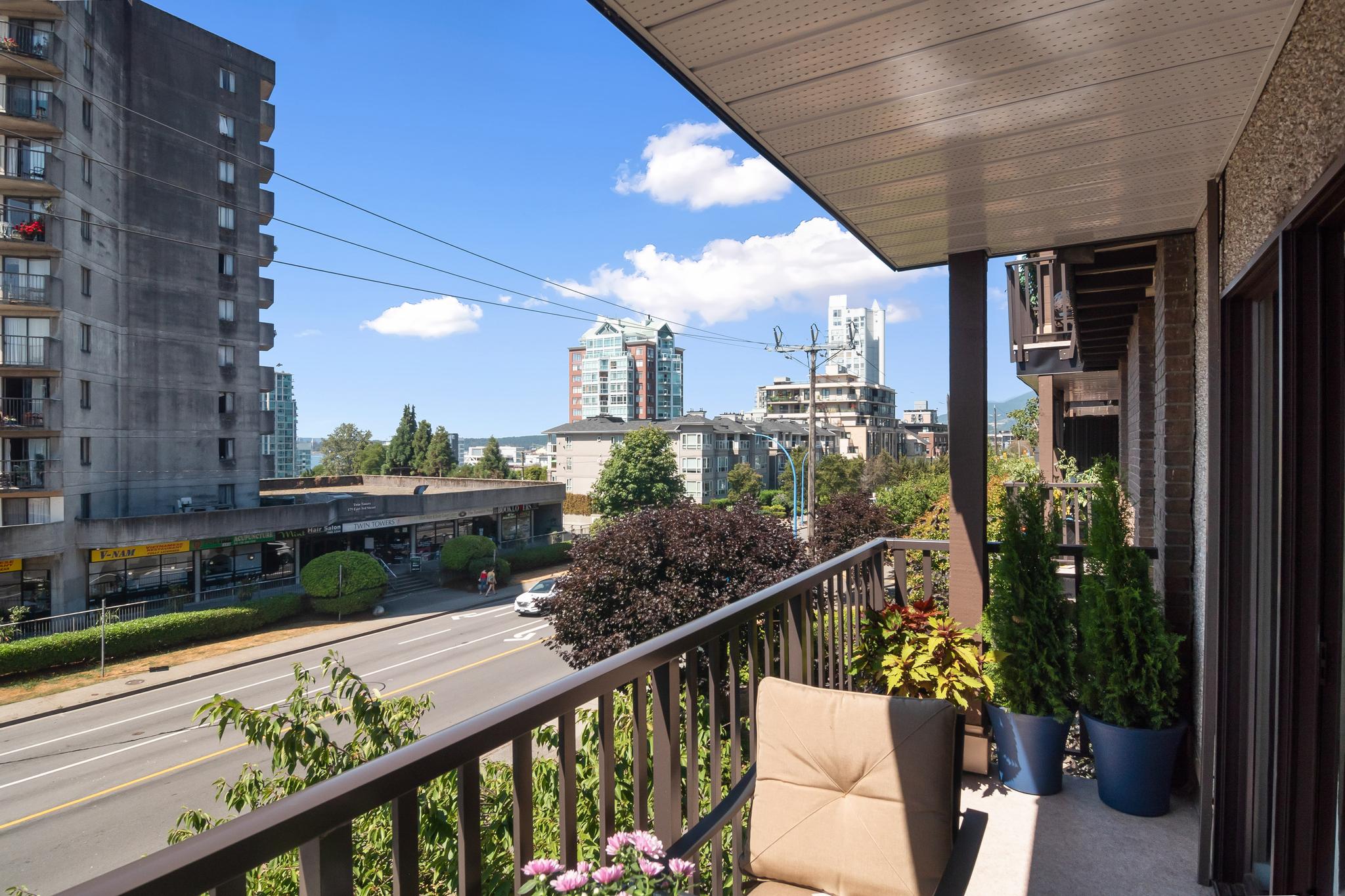 205 170 E 3rd St, North Vancouver 3