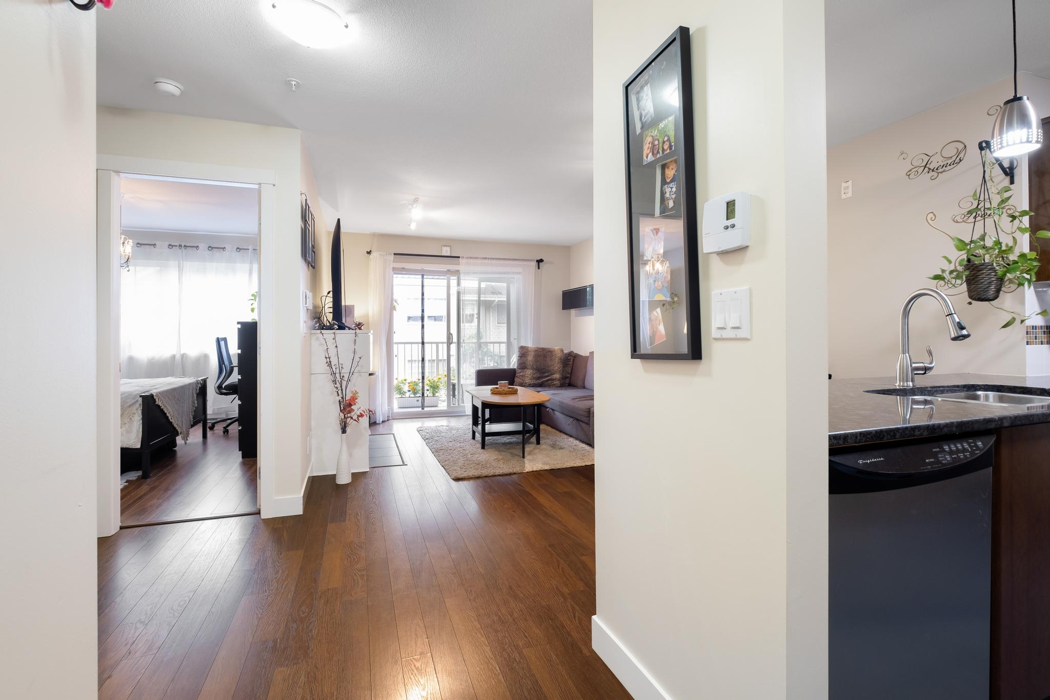 205 19340 65 AVENUE, Cloverdale, Clayton 8