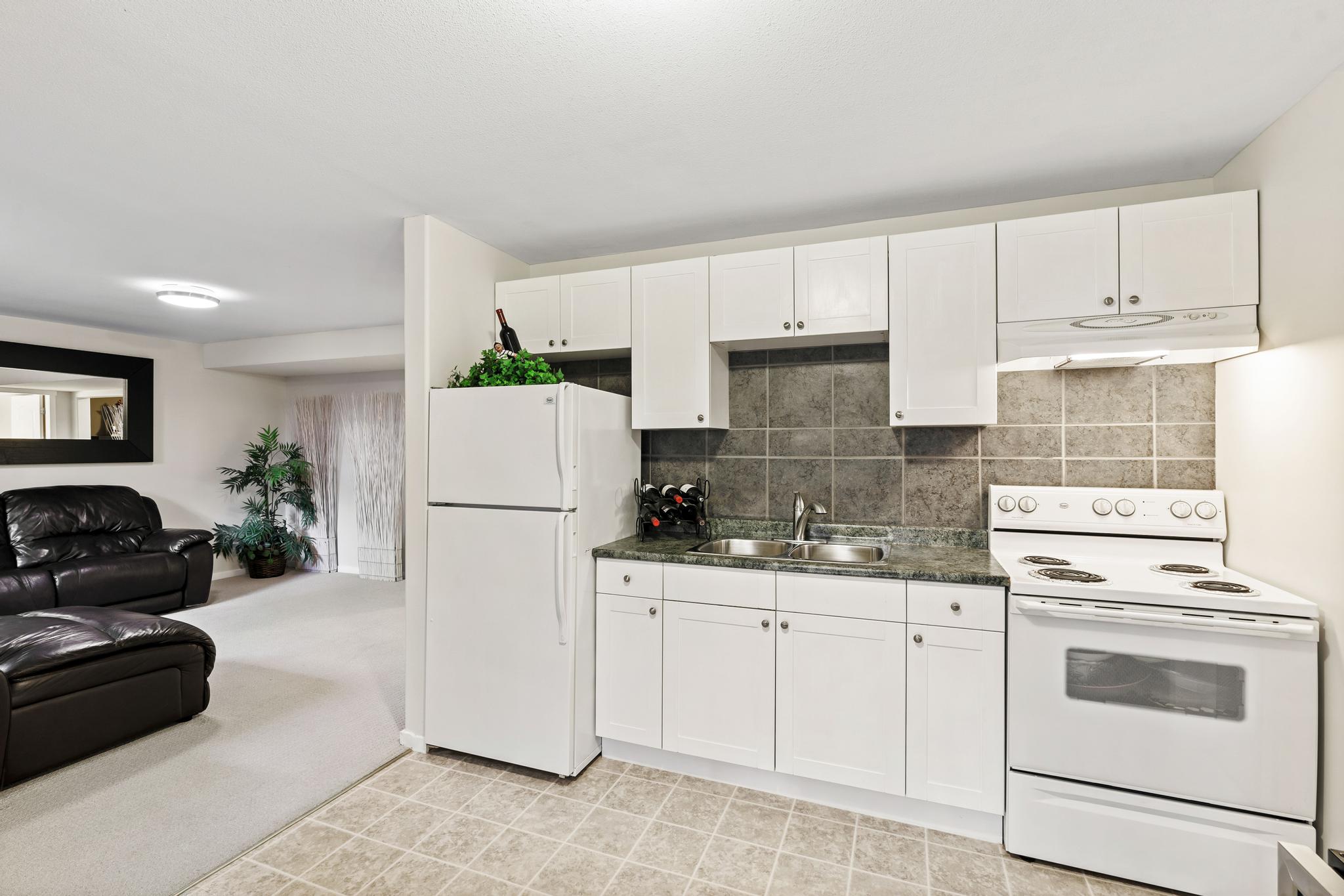 7089 200A ST, Langley 36