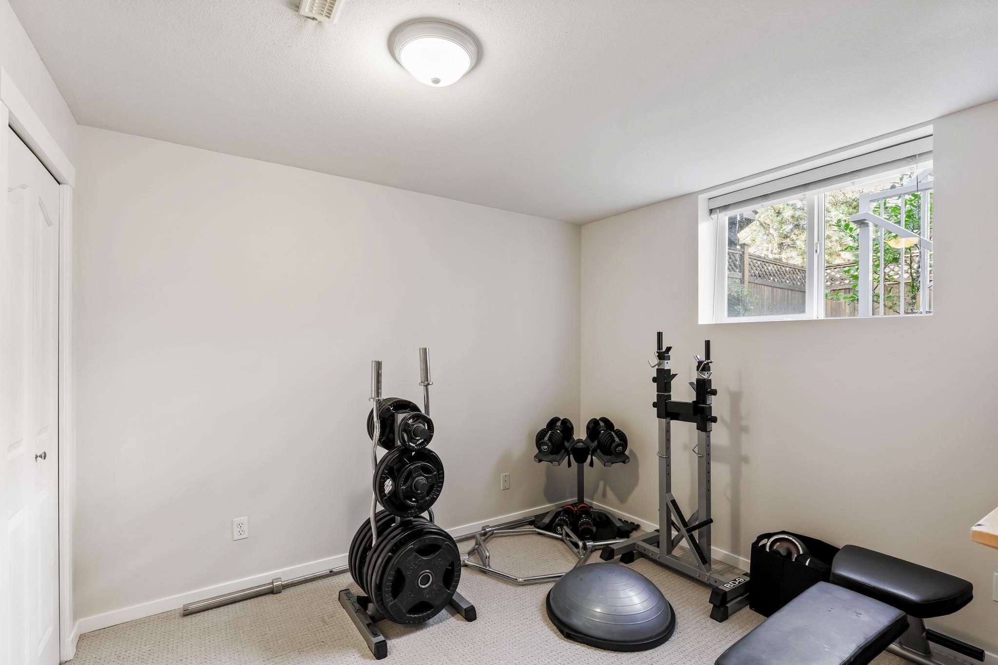 7089 200A ST, Langley 38