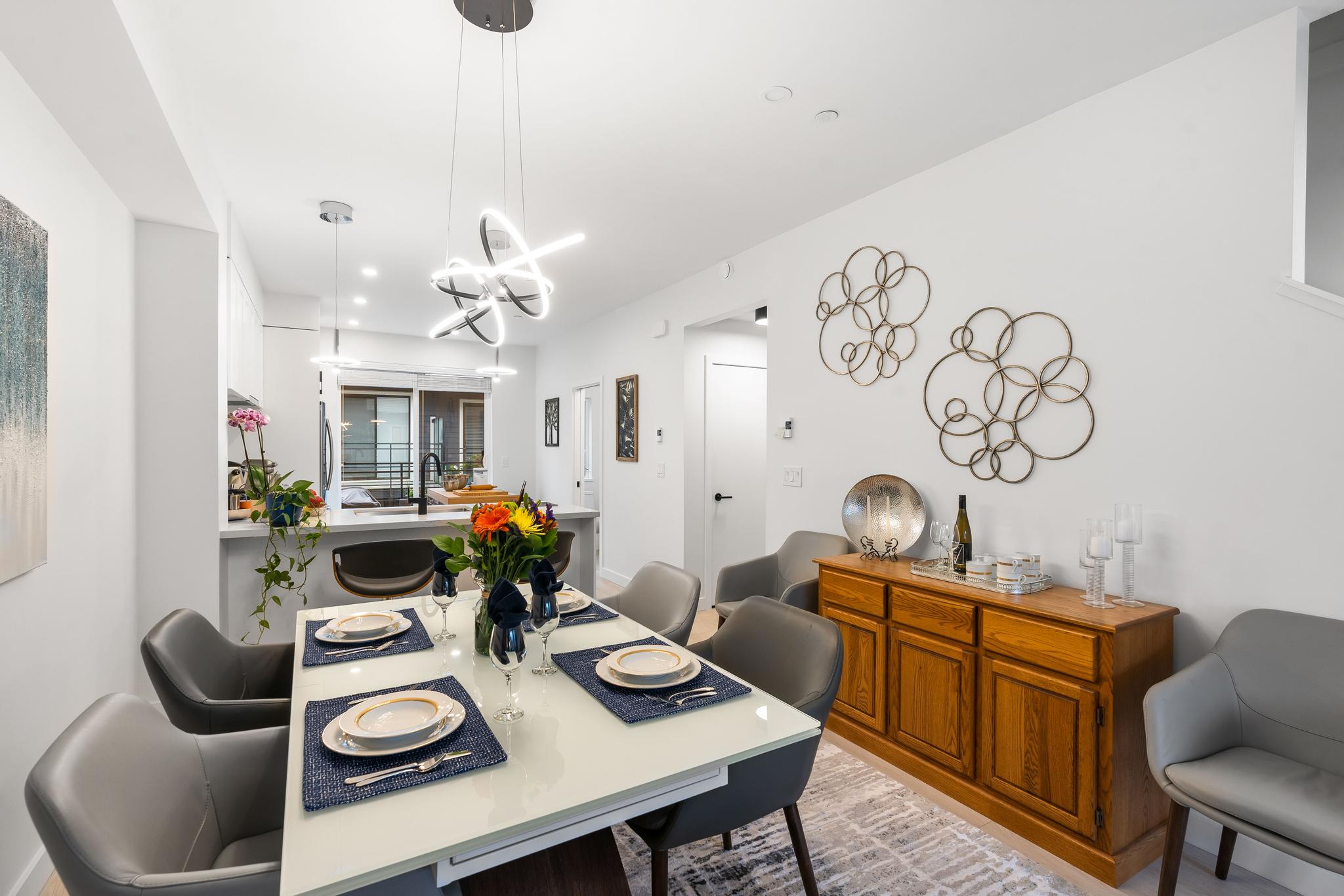202 3105 St. George Street, Port Moody 23