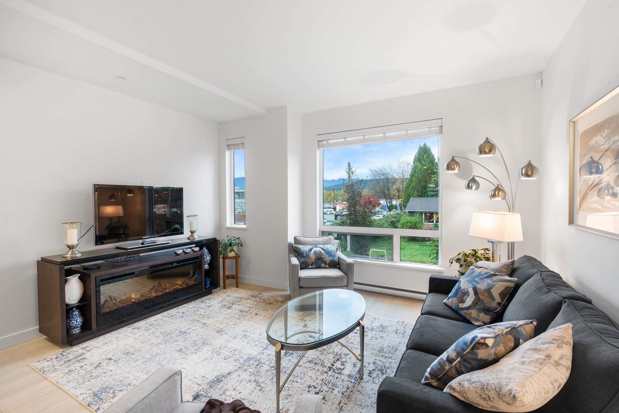 202 3105 St. George Street, Port Moody 25