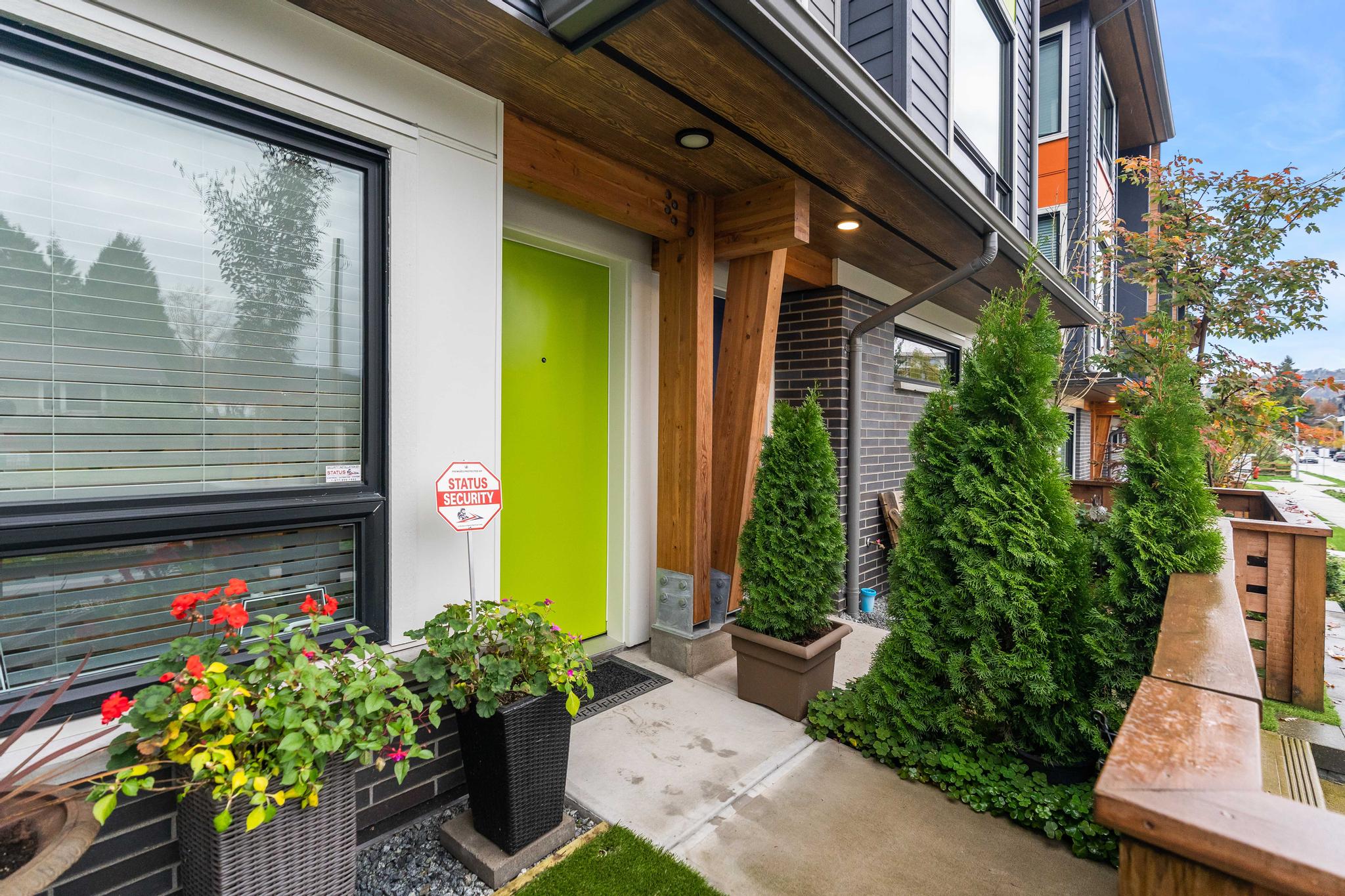 202 3105 St. George Street, Port Moody 5