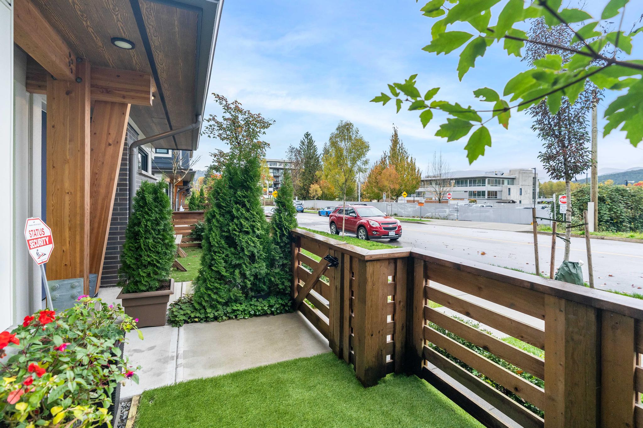 202 3105 St. George Street, Port Moody 6