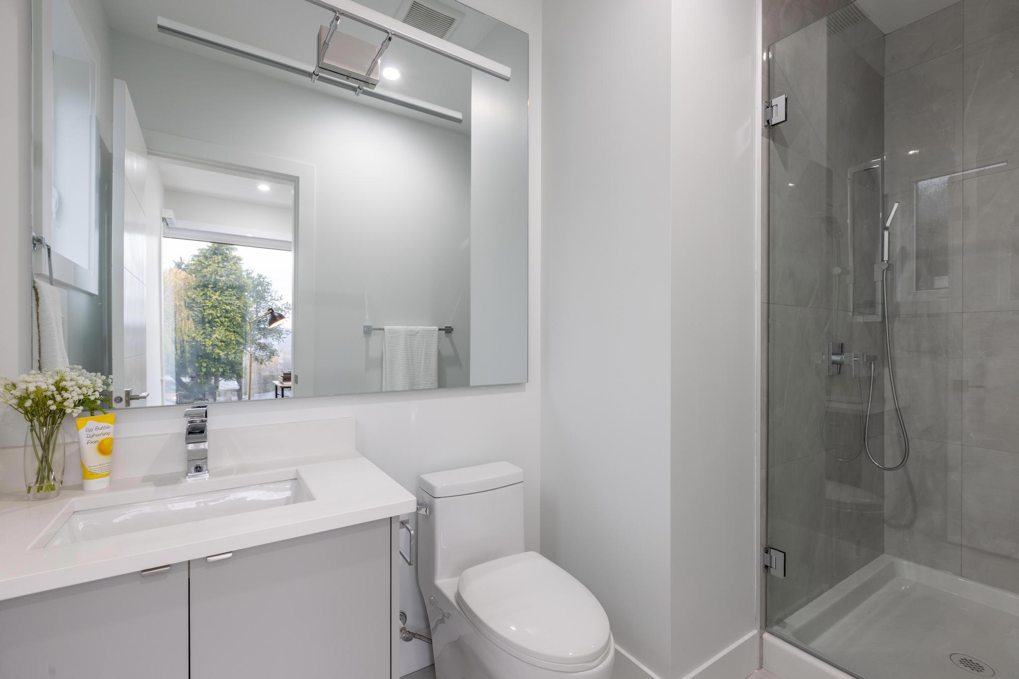 7723 Elford Street, Burnaby 12