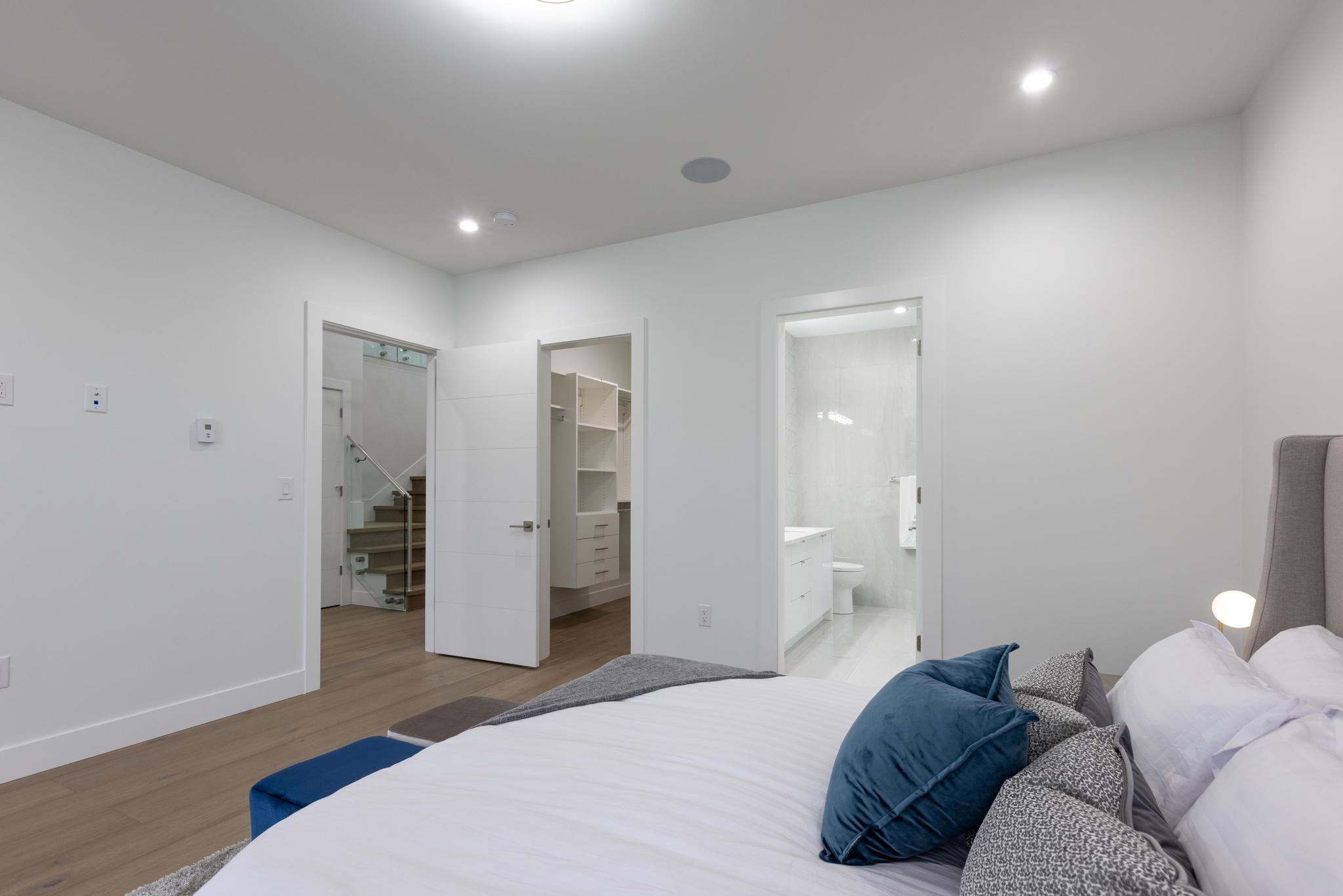 7723 Elford Street, Burnaby 14