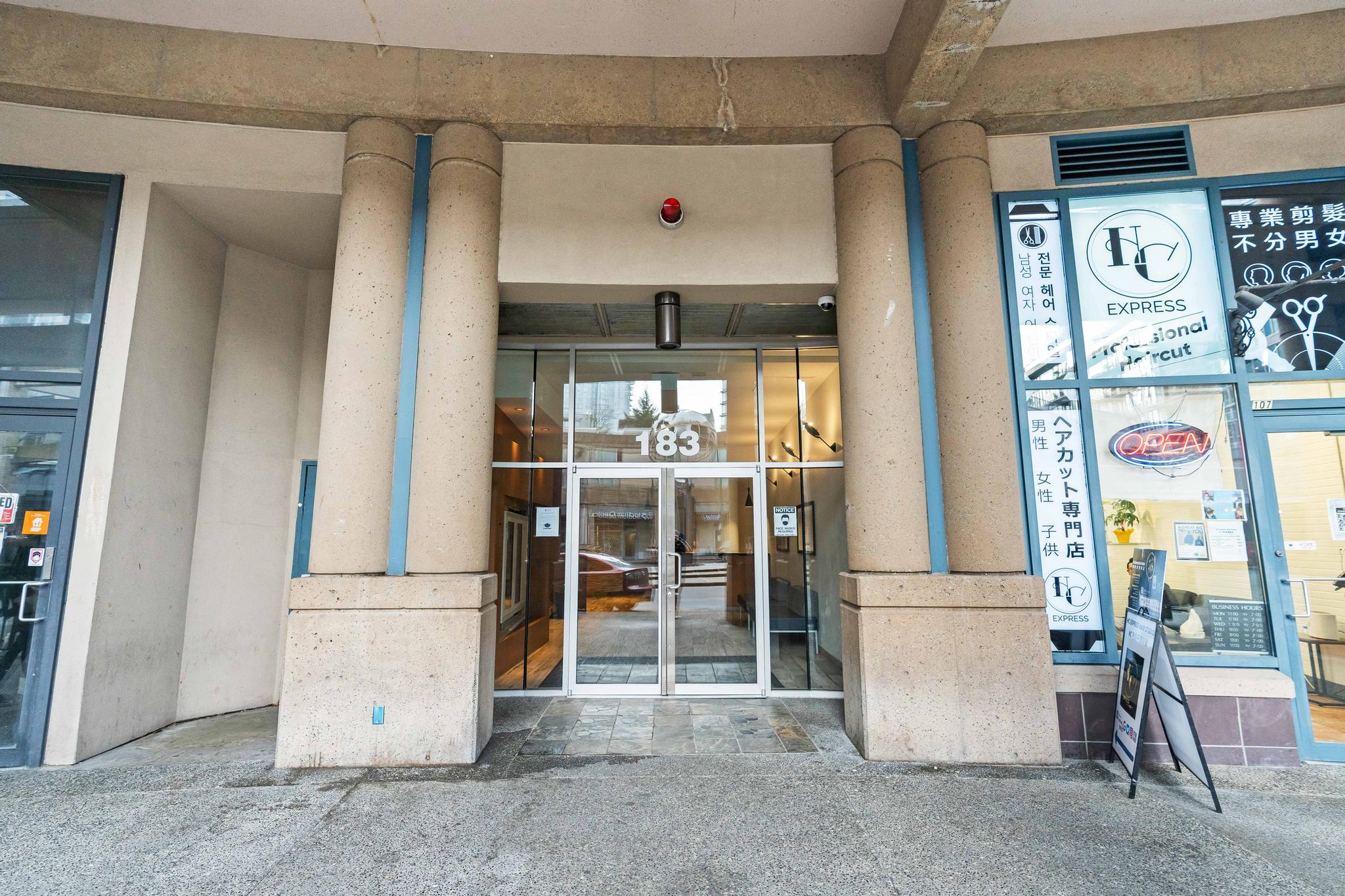 1001 183 Keefer Place, Vancouver, BC 3