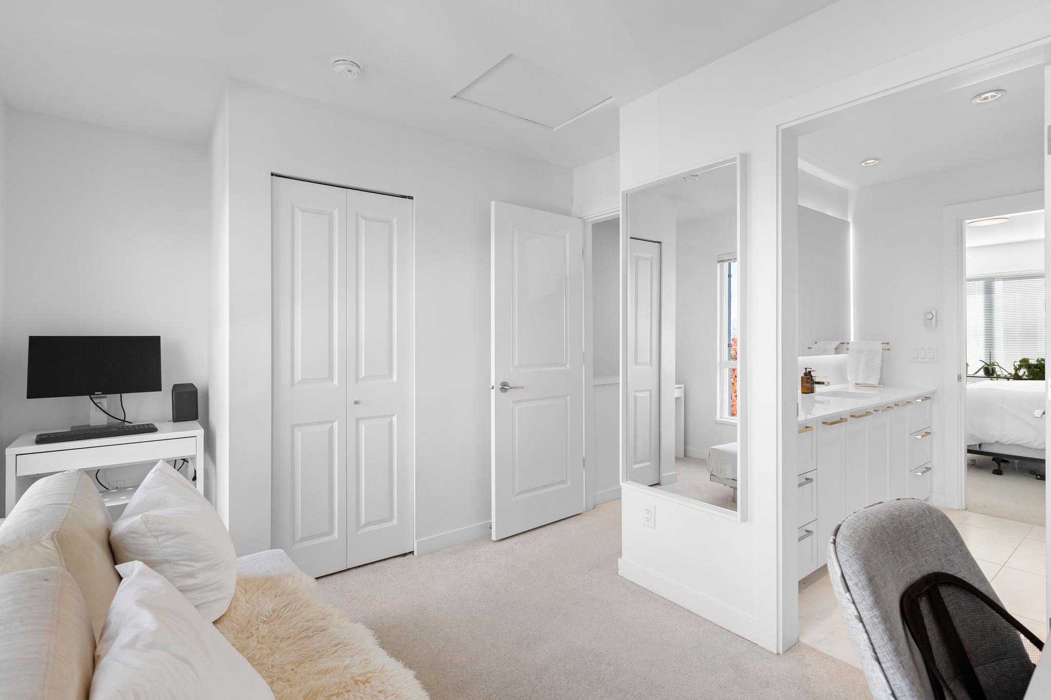 11 15828 27 Avenue, White Rock, South Surrey 32