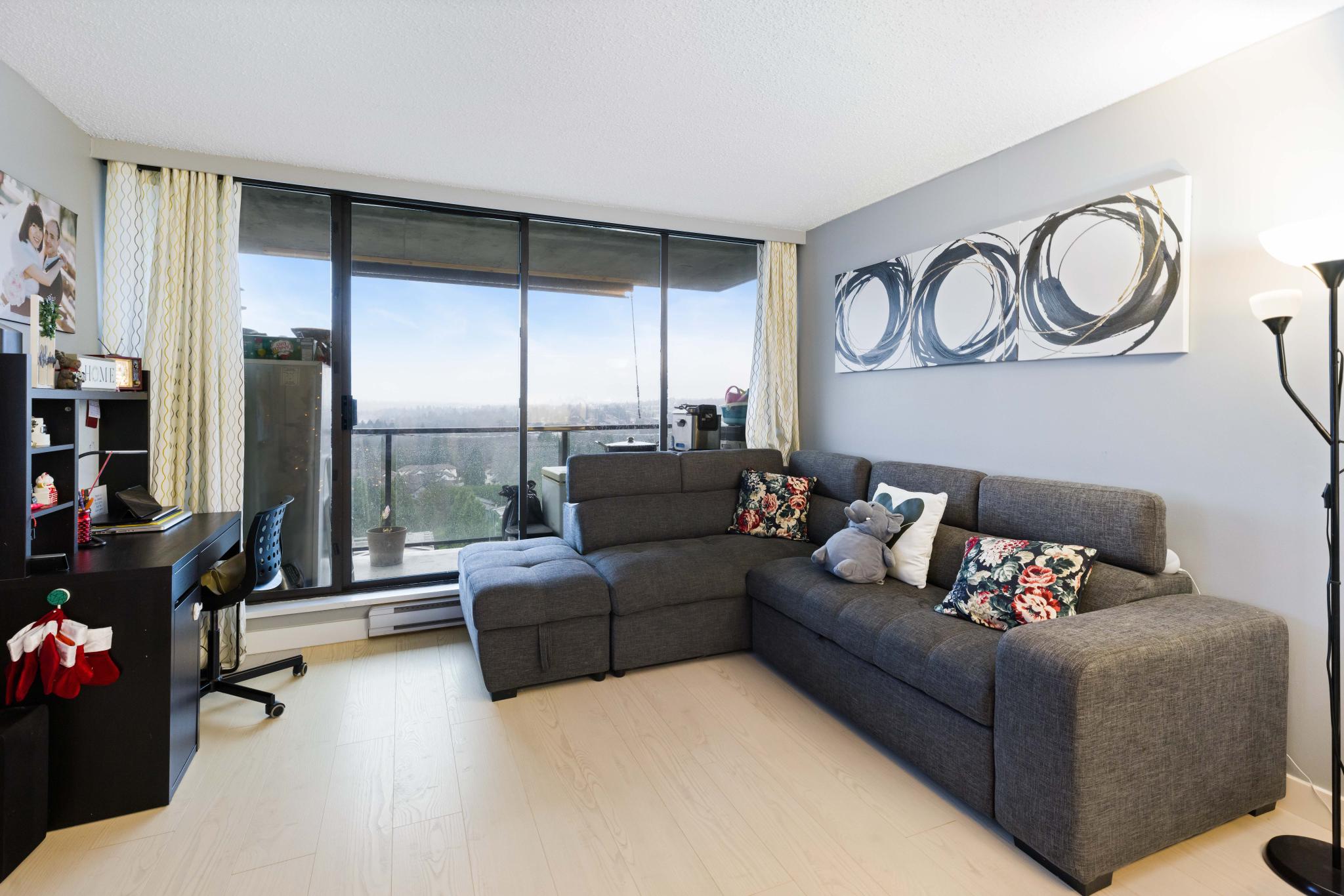 1502 3980 CARRIGAN COURT, NORTH BURNABY 5